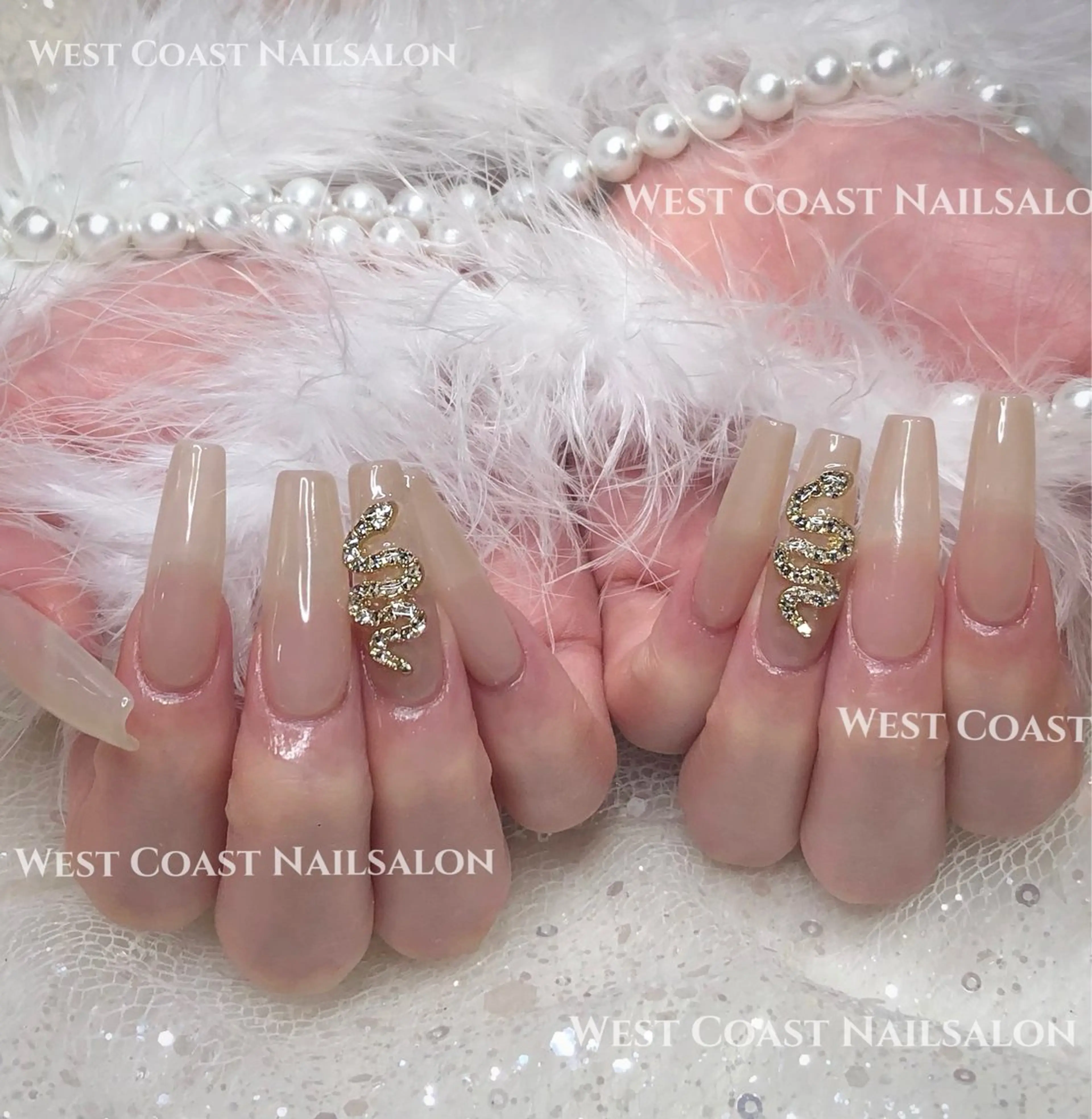 ネイル リボン、ガーリー パーツ放題専門店のネイルデザイン