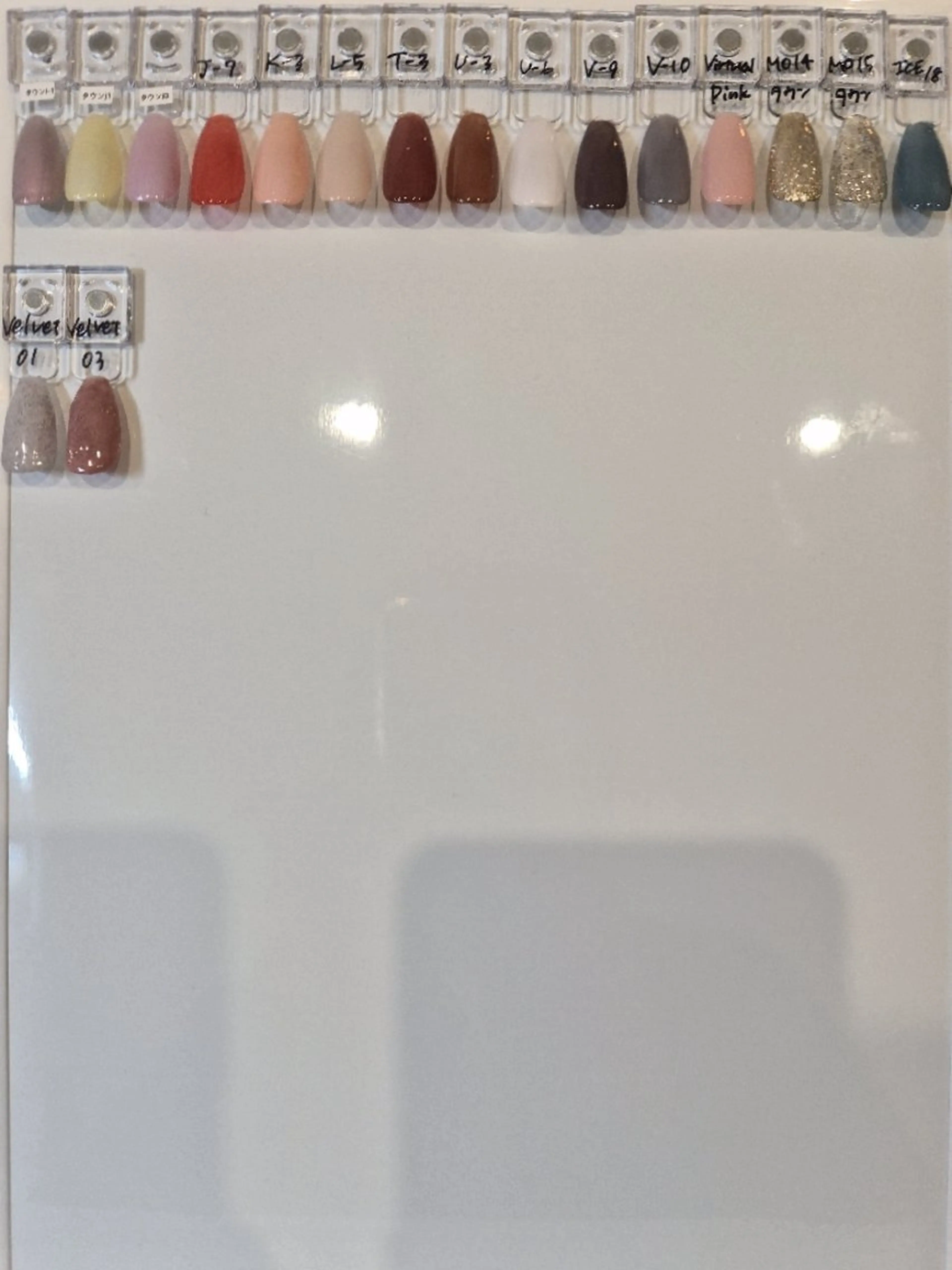 カラー bunny's babi所属・bunny’s babi 【レナ】のネイルデザイン