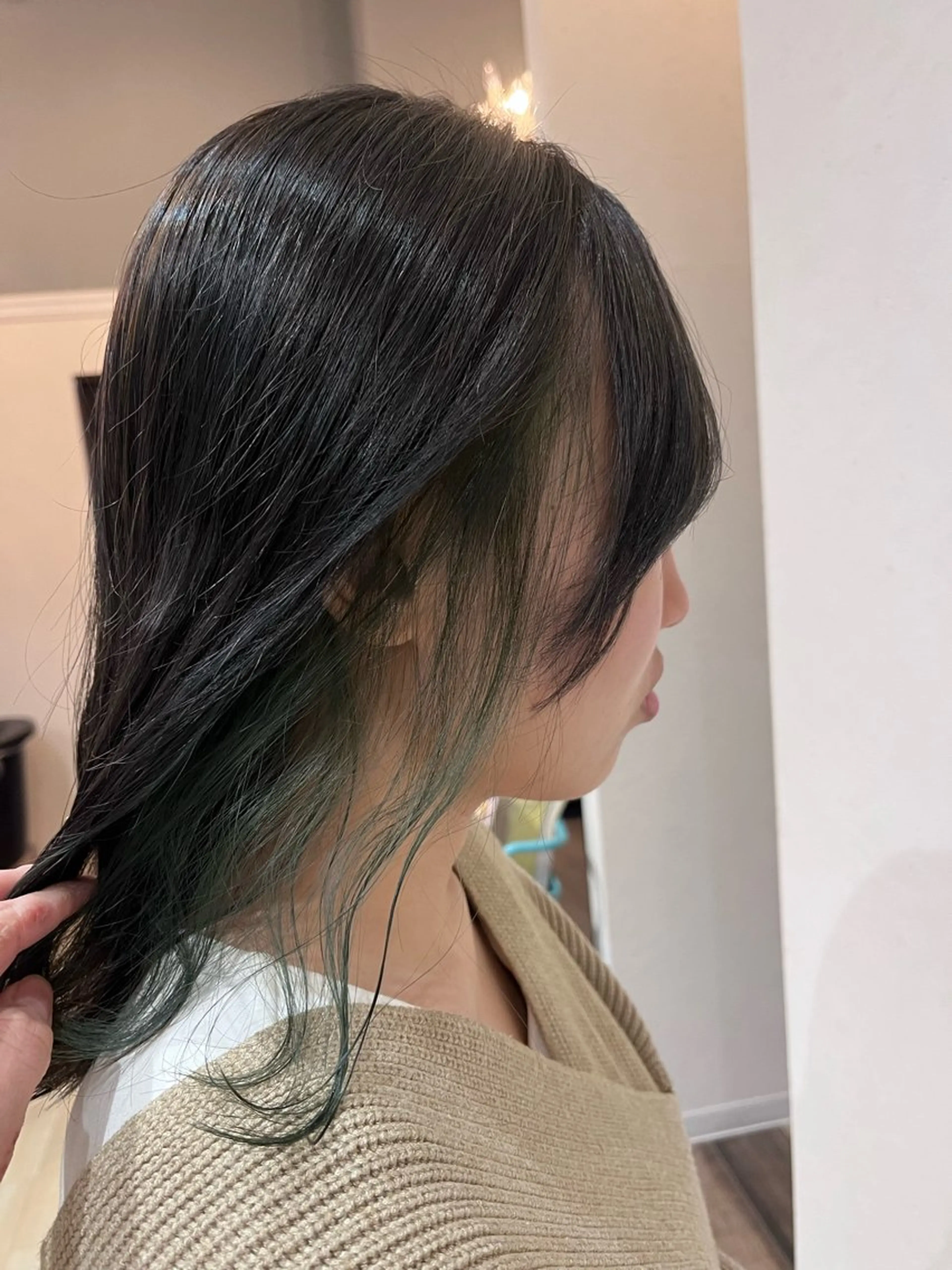 ミディアム カラー 北島 遥香🫧インナ ー /ベージュカラーのヘアスタイル