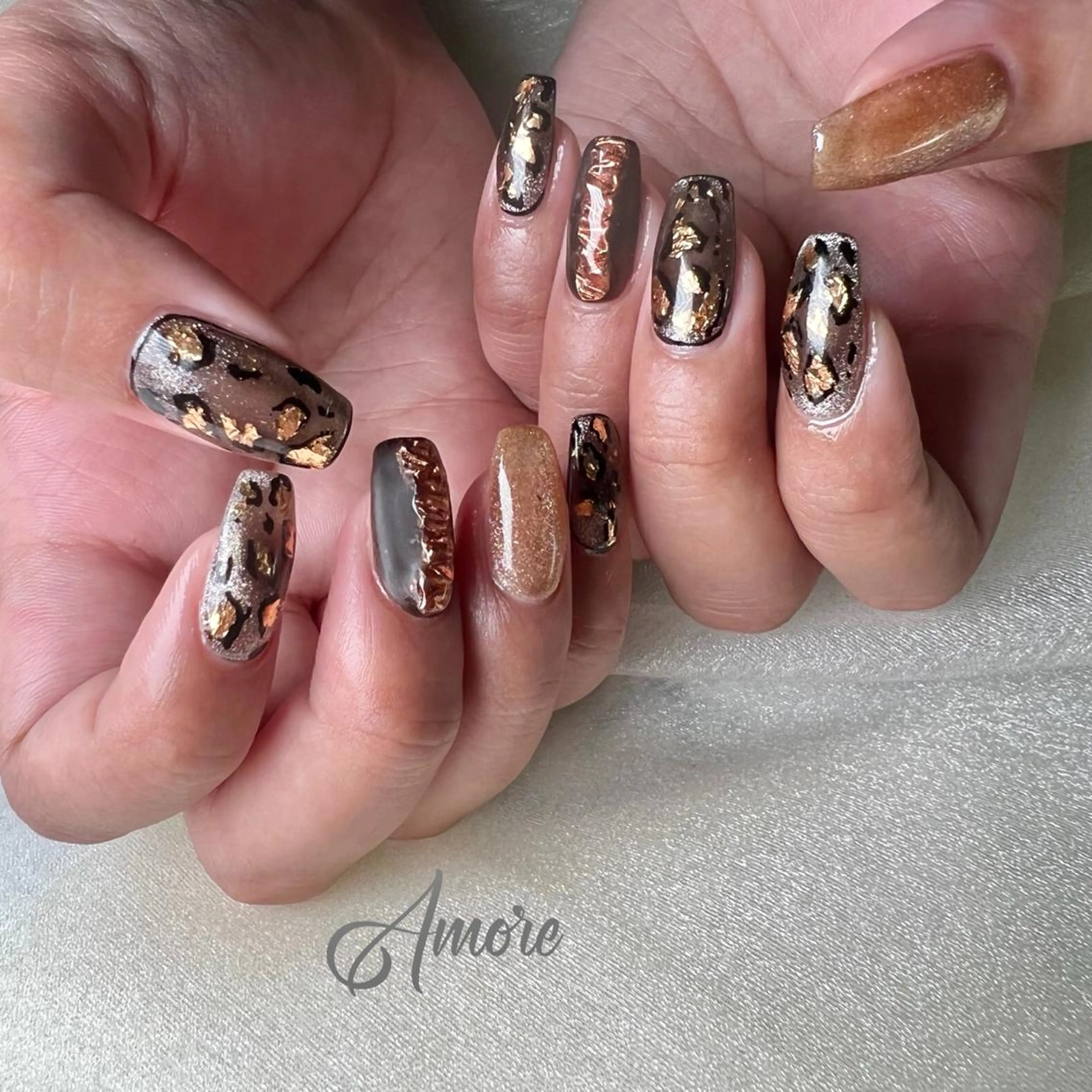 ネイル ジェルネイル 氷ネイル・うるうるネイル マグネットネイル ミラーネイル ニュアンスネイル You kyehwaのネイルデザイン