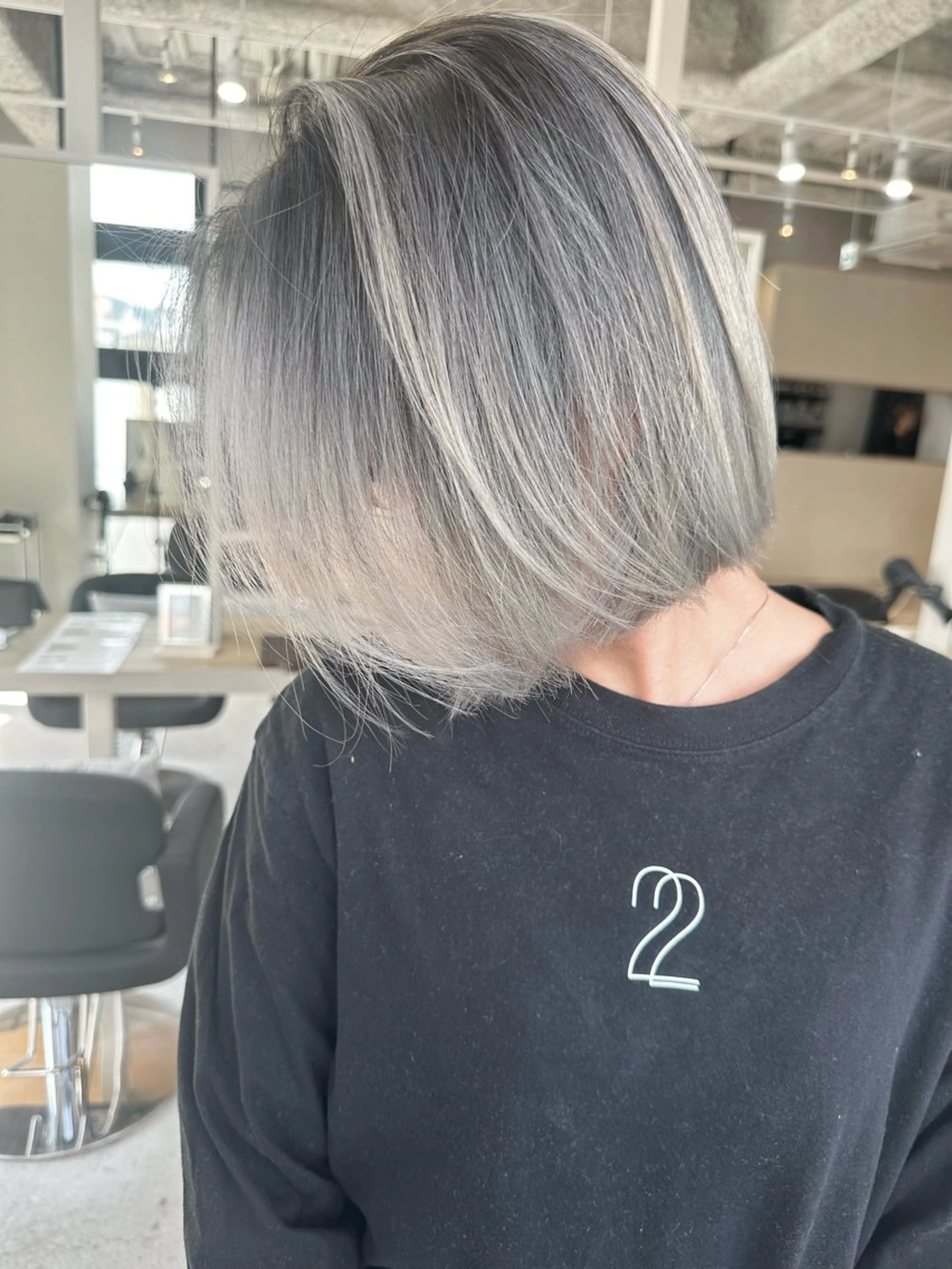 ショート カラー ヘアカラー トリートメント 井上 一平のヘアスタイル