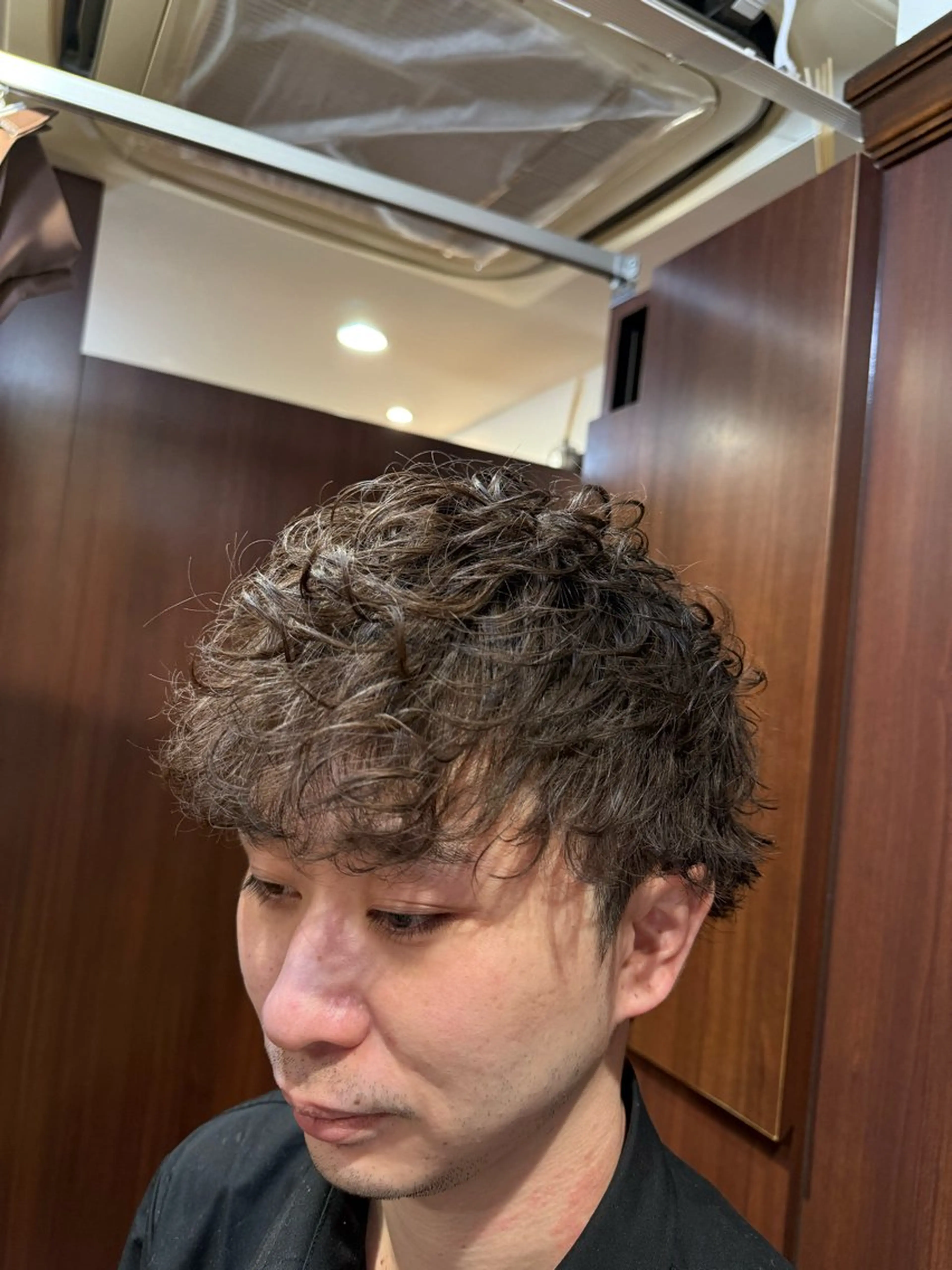 ミディアム ミディアムパーマ ヒロ銀座ヘアーサロン　銀座店所属・田中 優李のヘアスタイル