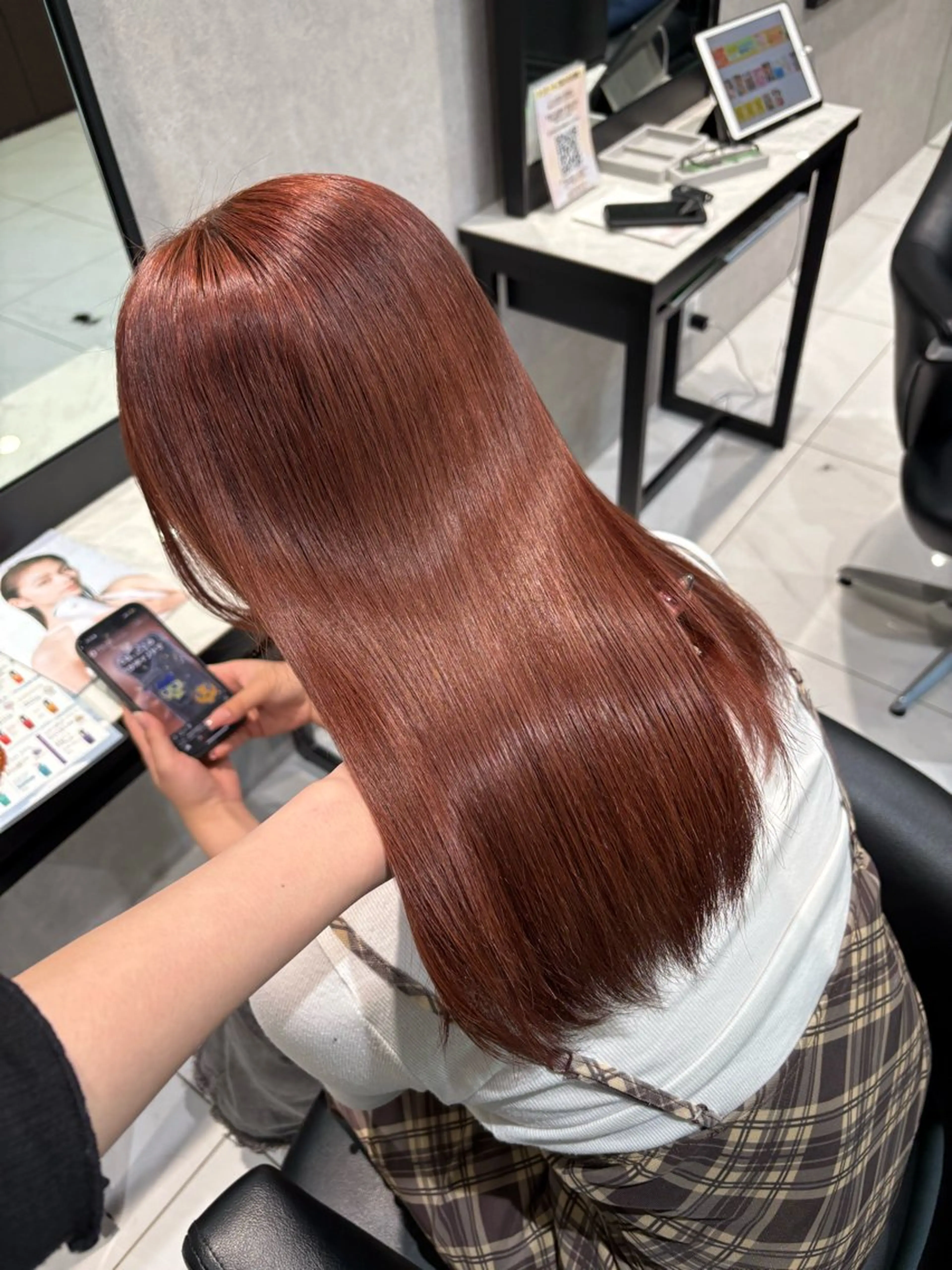 セミロング 🎀ིྀ暖色カラー/ 髪質改善/みどりのヘアスタイル