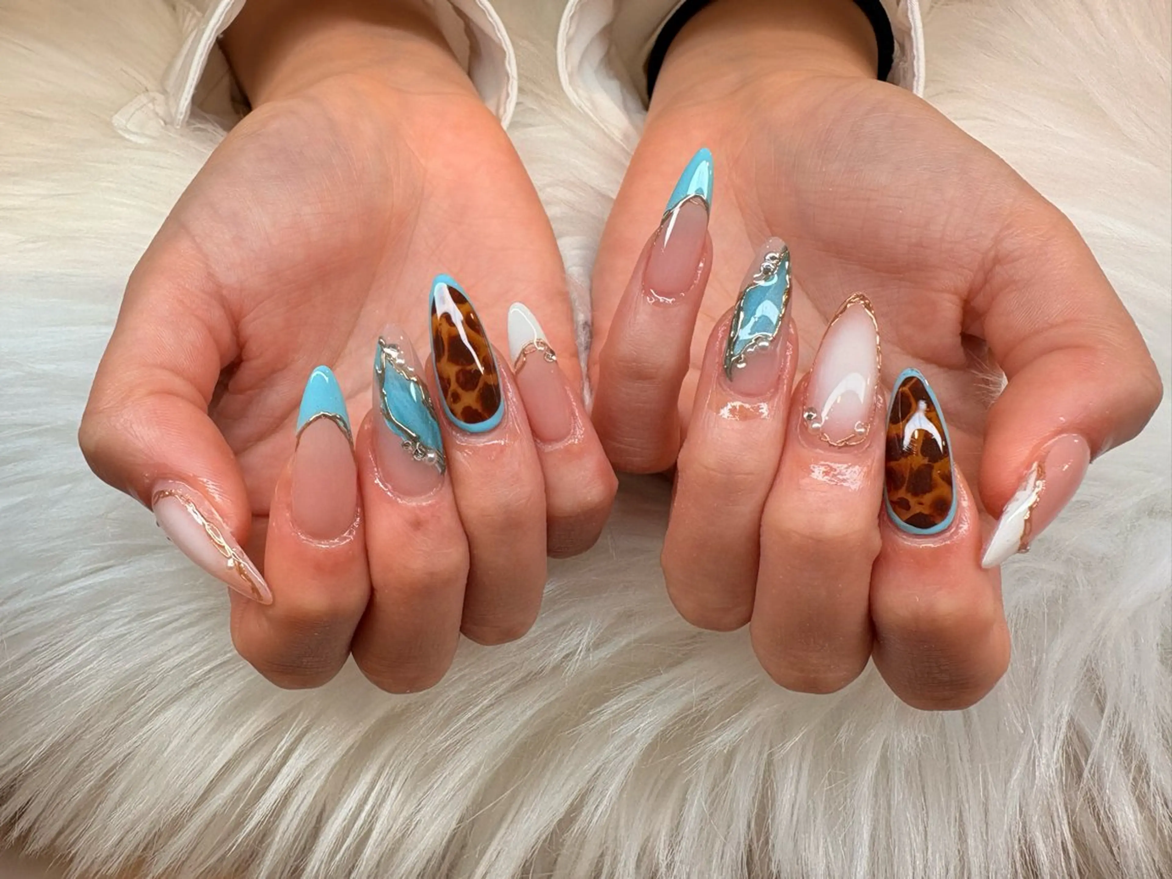 ロング Tiny Bliss所属・Tiny Bliss 🐈‍⬛のネイルデザイン