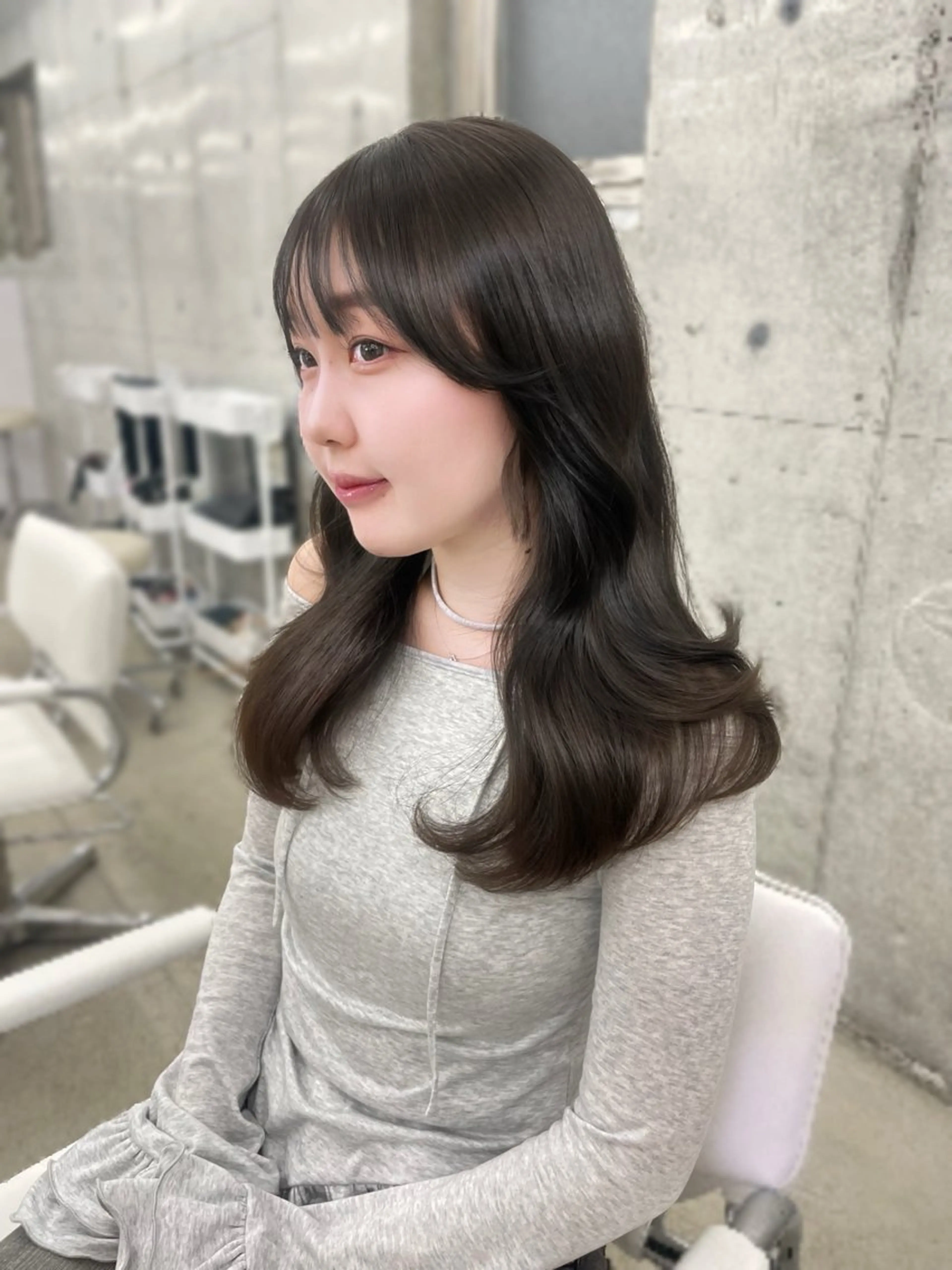 ロング カット ヘアカラー トリートメント Cloe所属・𝑨𝑴𝑰 🎀 ガーリーヘア🤍のヘアスタイル