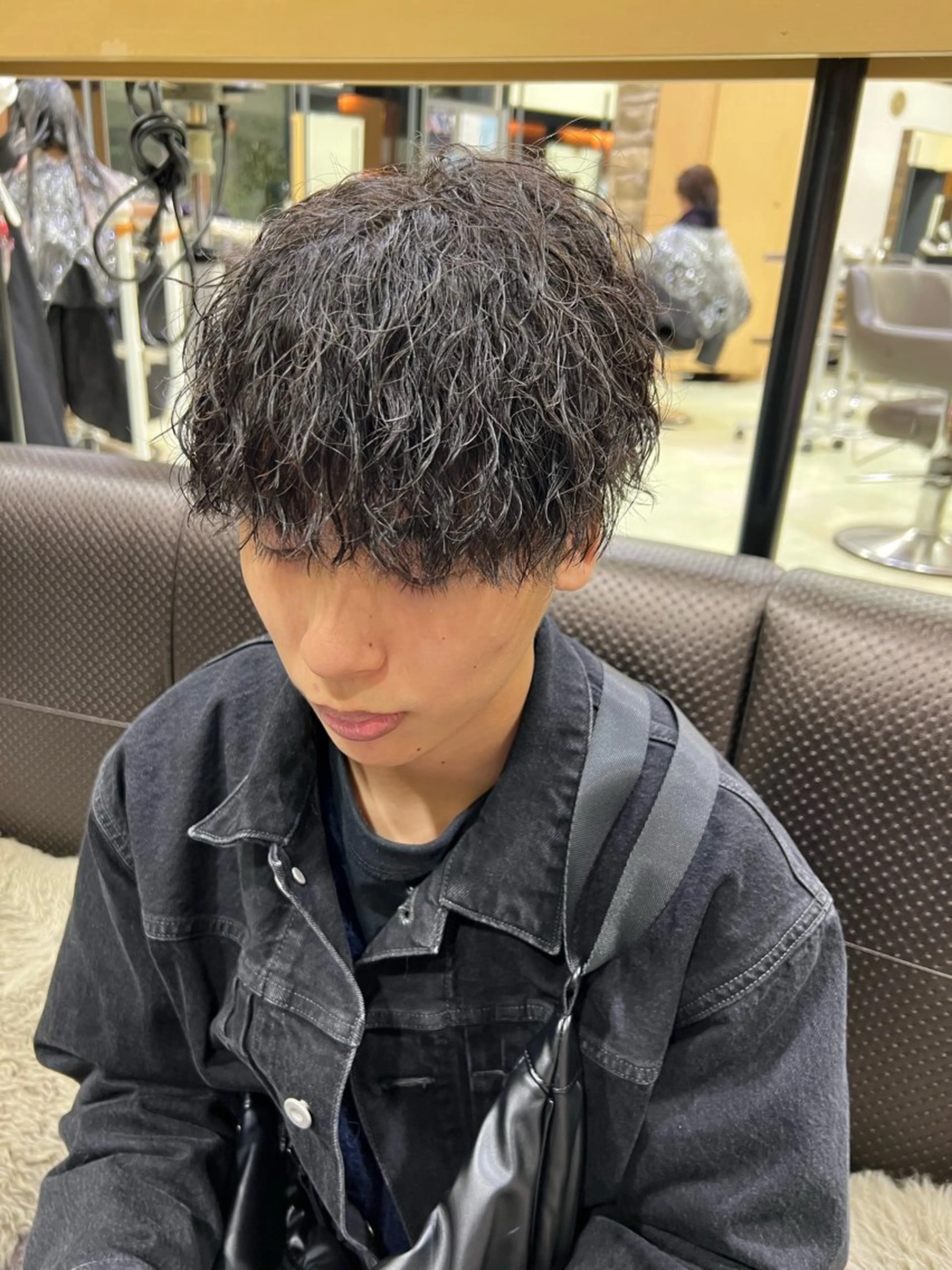 カラー メンズ カット パーマ 韓国レイヤー/センタ ーパート/坂本翔のヘアスタイル