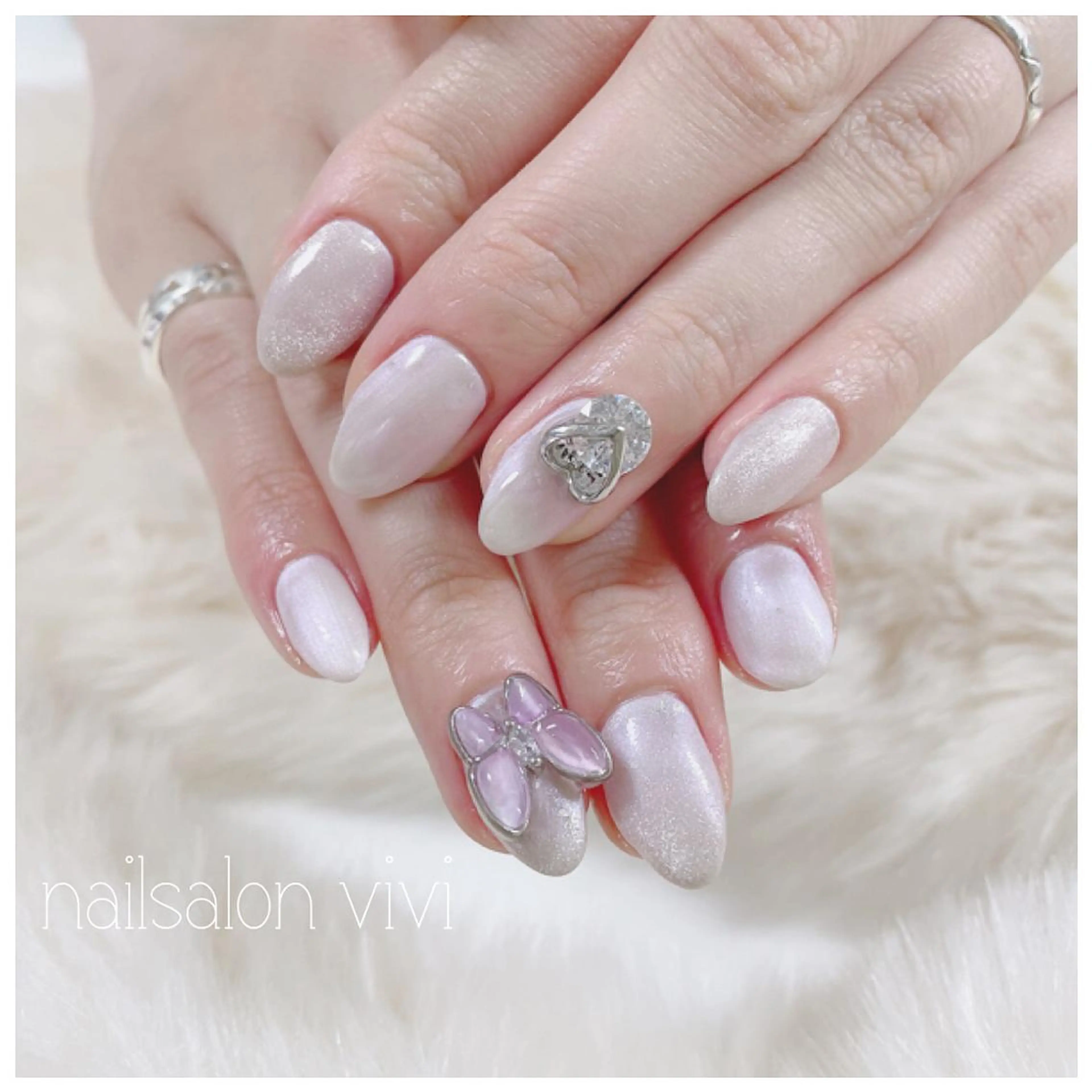 ネイル ＶＩＶＩ nailsalonのネイルデザイン