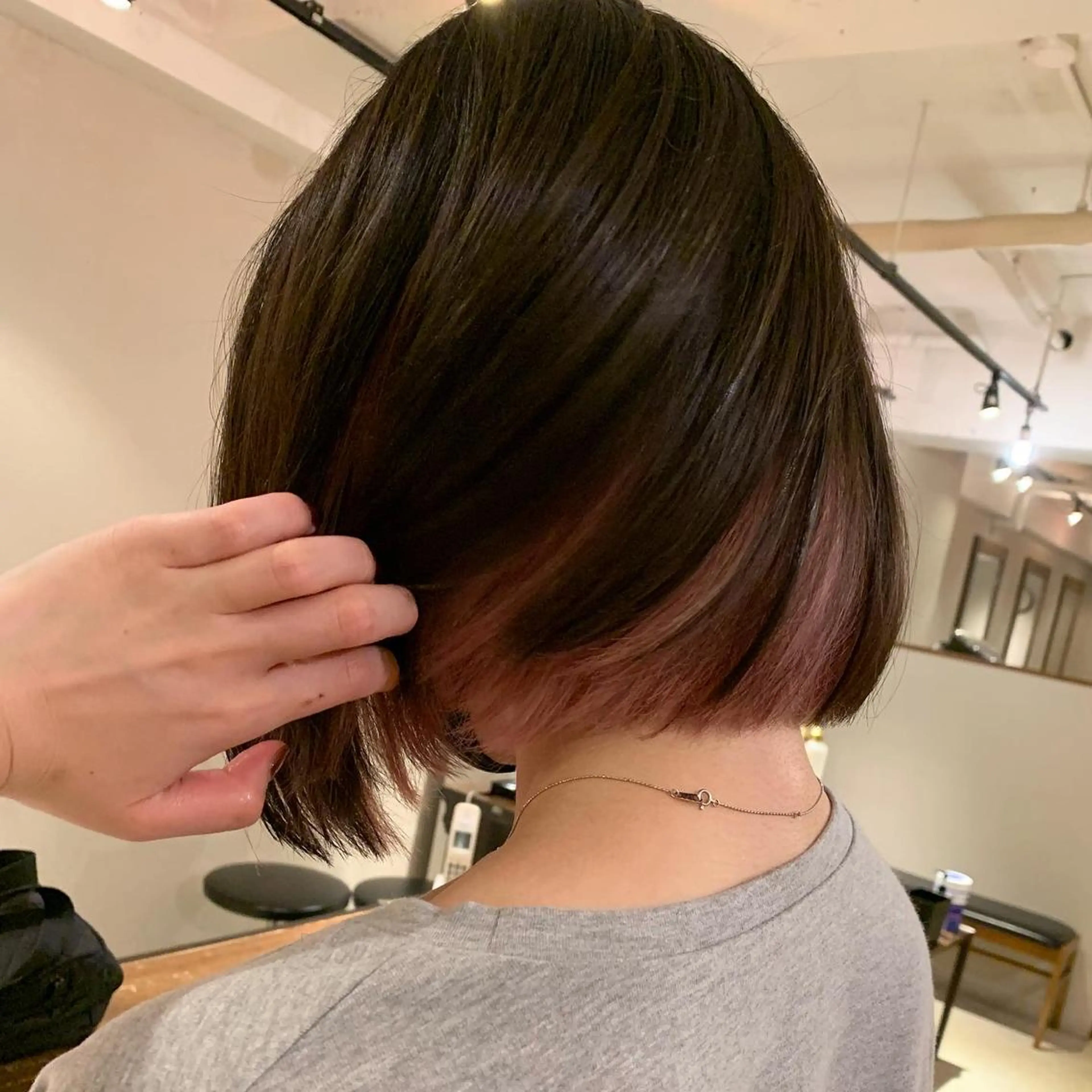 ミディアム カラー カット ヘアカラー トリートメント 透明感/オリーブ/ グレージュ/YUKAのヘアスタイル