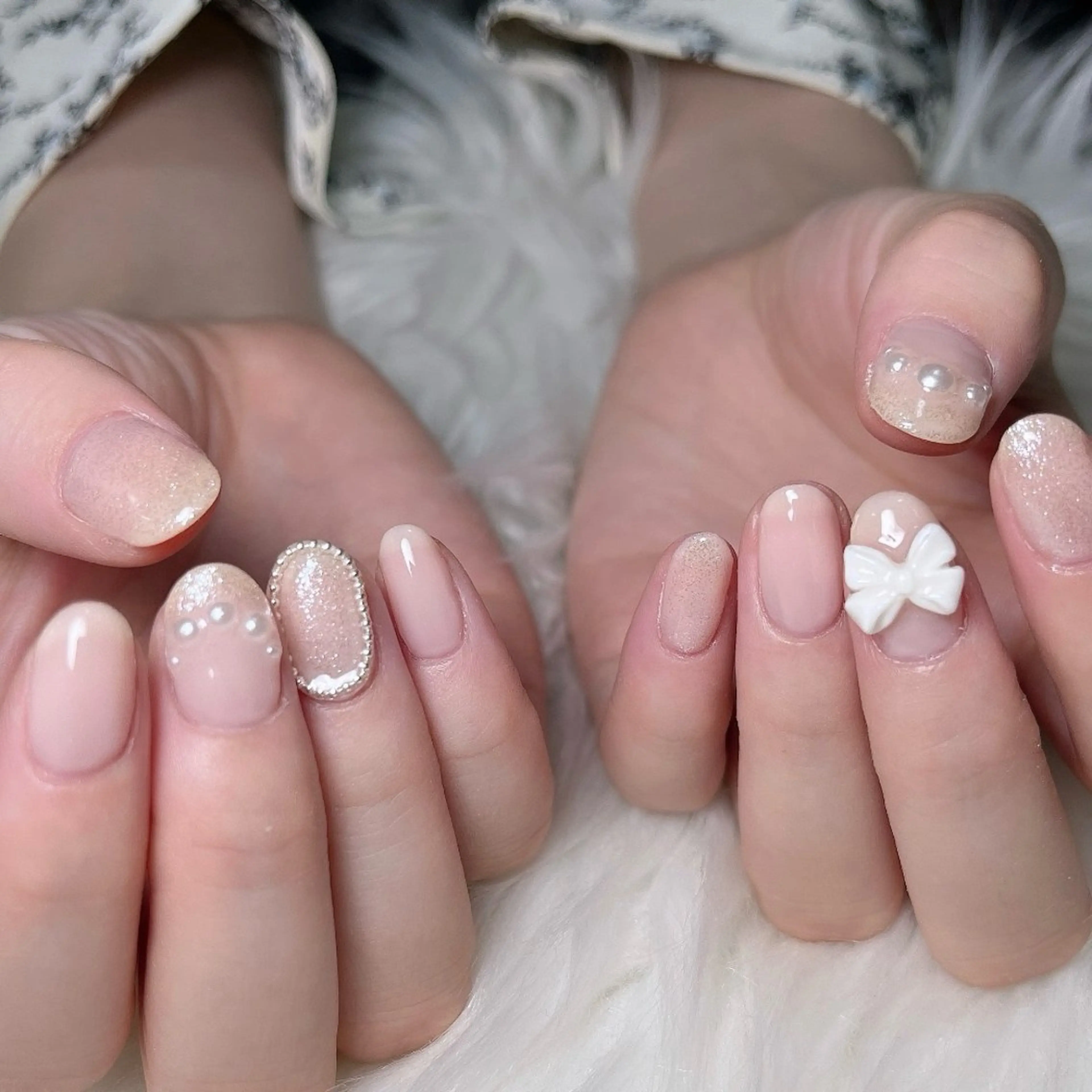 ネイル 韓国ネイル ラメ(グリッター) 持ち込み ハンドネイル 🐕‍🦺Yappy 💗A-tanのネイルデザイン