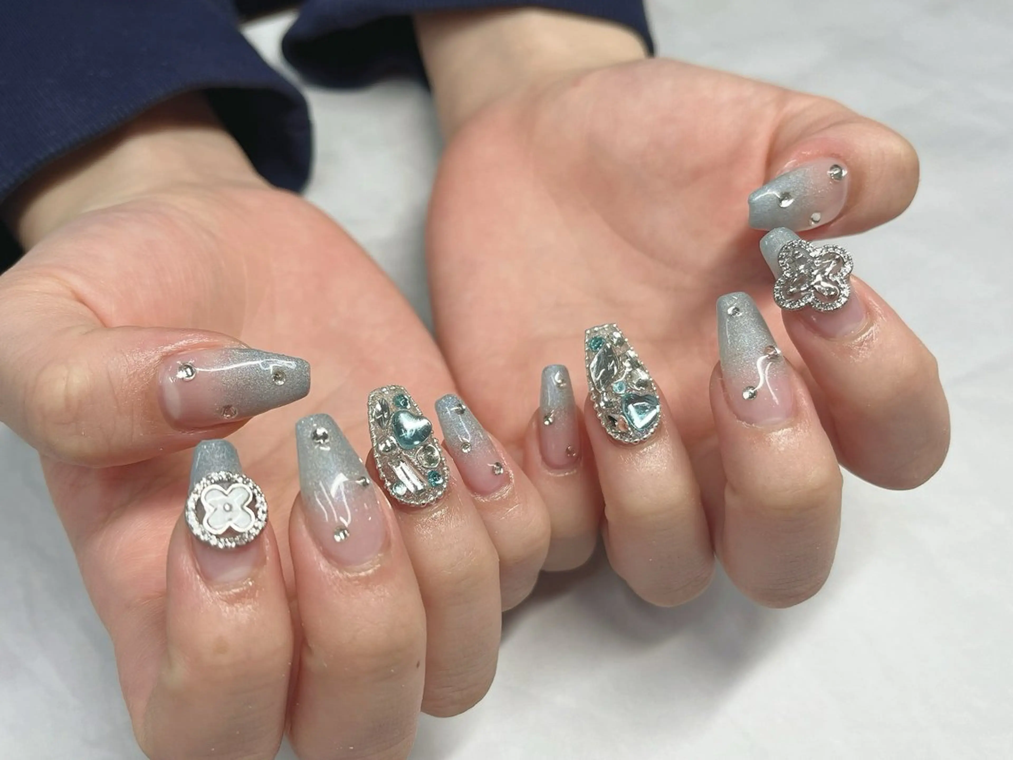 ネイル nishii natsumiのネイルデザイン