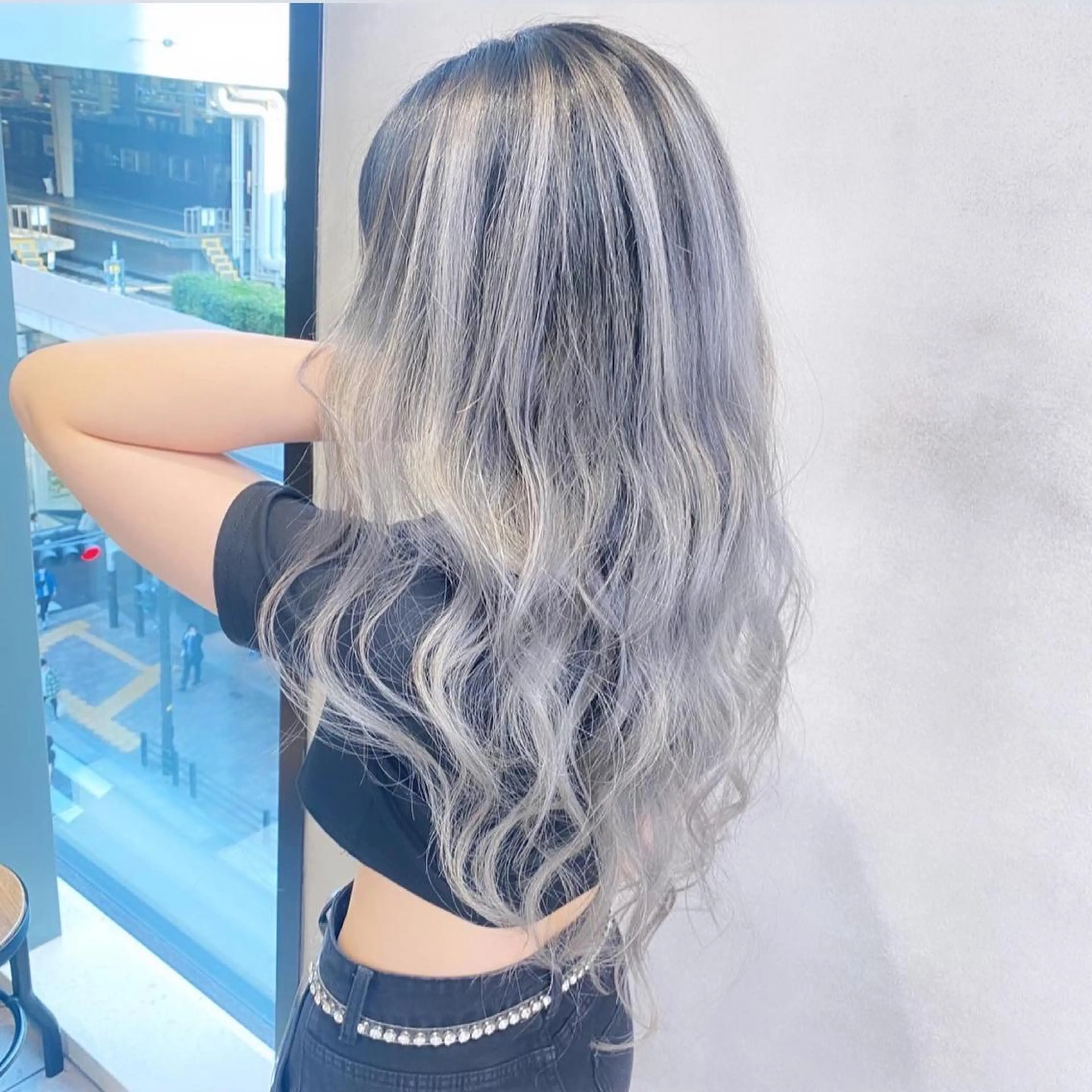 ロング カラー バレイヤージュ レイヤーカット THINK SHOP KANTAのヘアスタイル