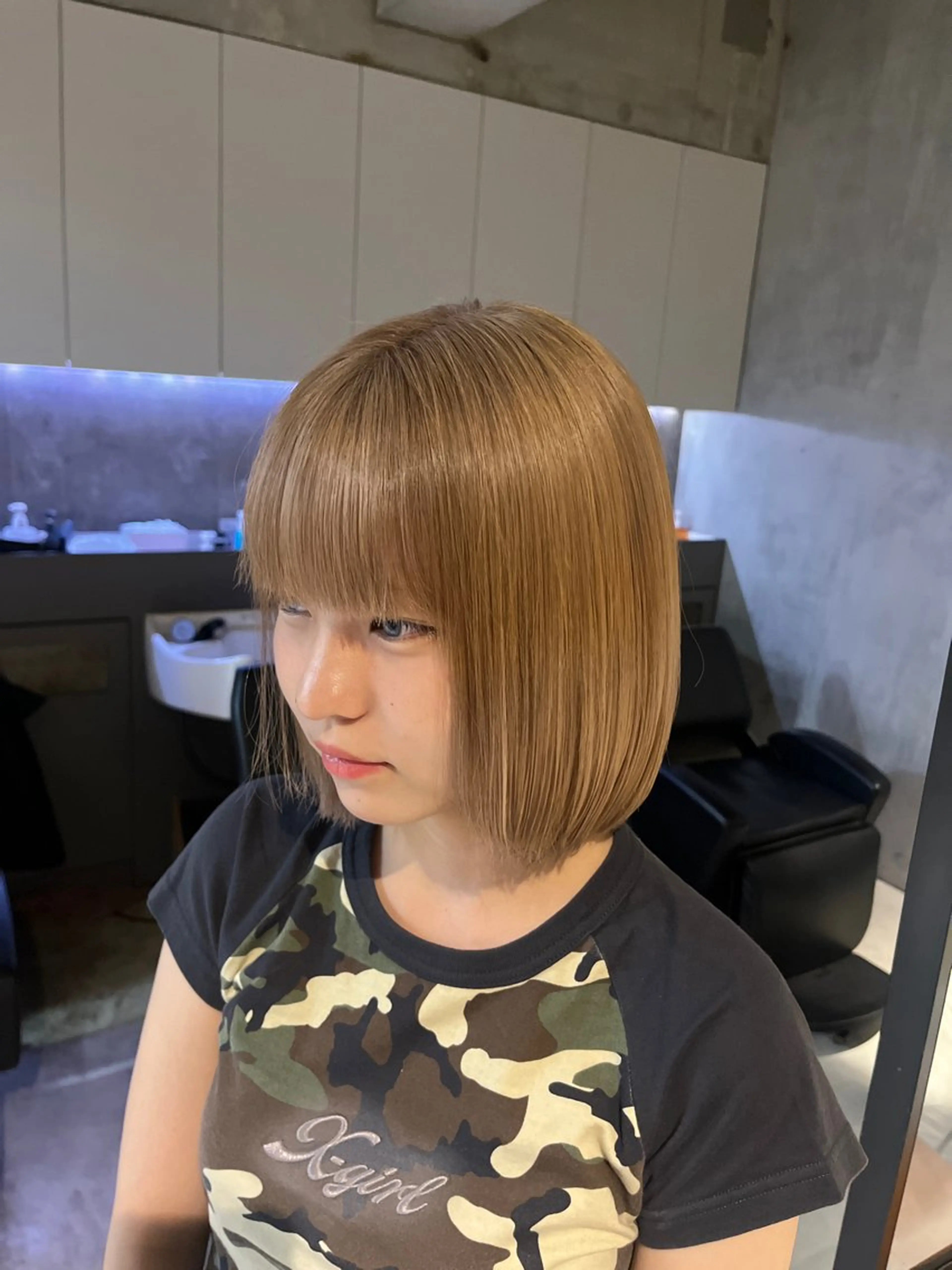 ミディアム カラー ベージュカラー ブリーチ 透明感カラー ミルクティーベージュ ヘアカラー elima 調布所属・ちせ/ 透明感カラー /調布˚ 🦢₊✧のヘアスタイル