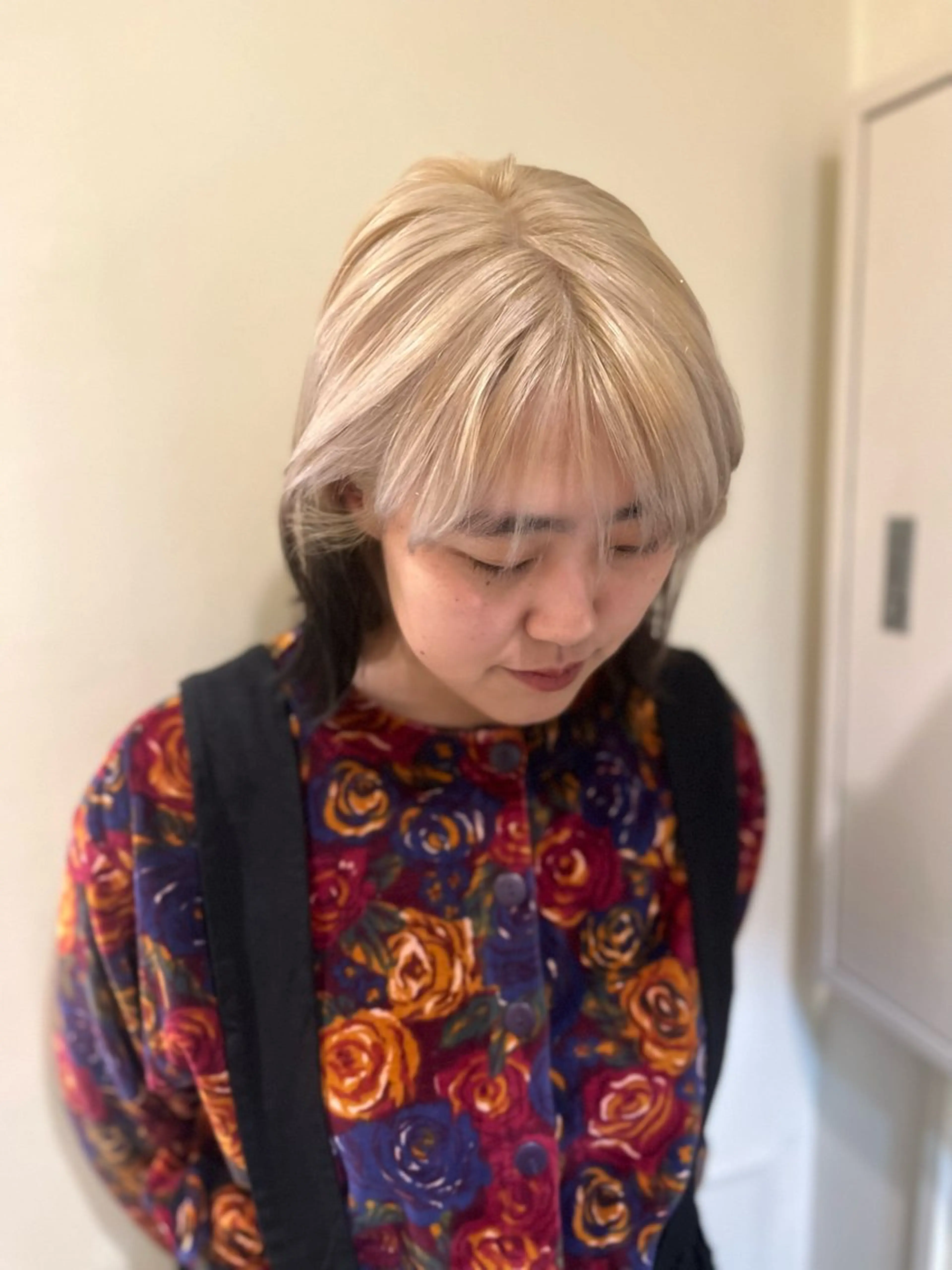 ミディアム カラー ヘアカラー 🦮shiori アイドルオタク🦮のヘアスタイル