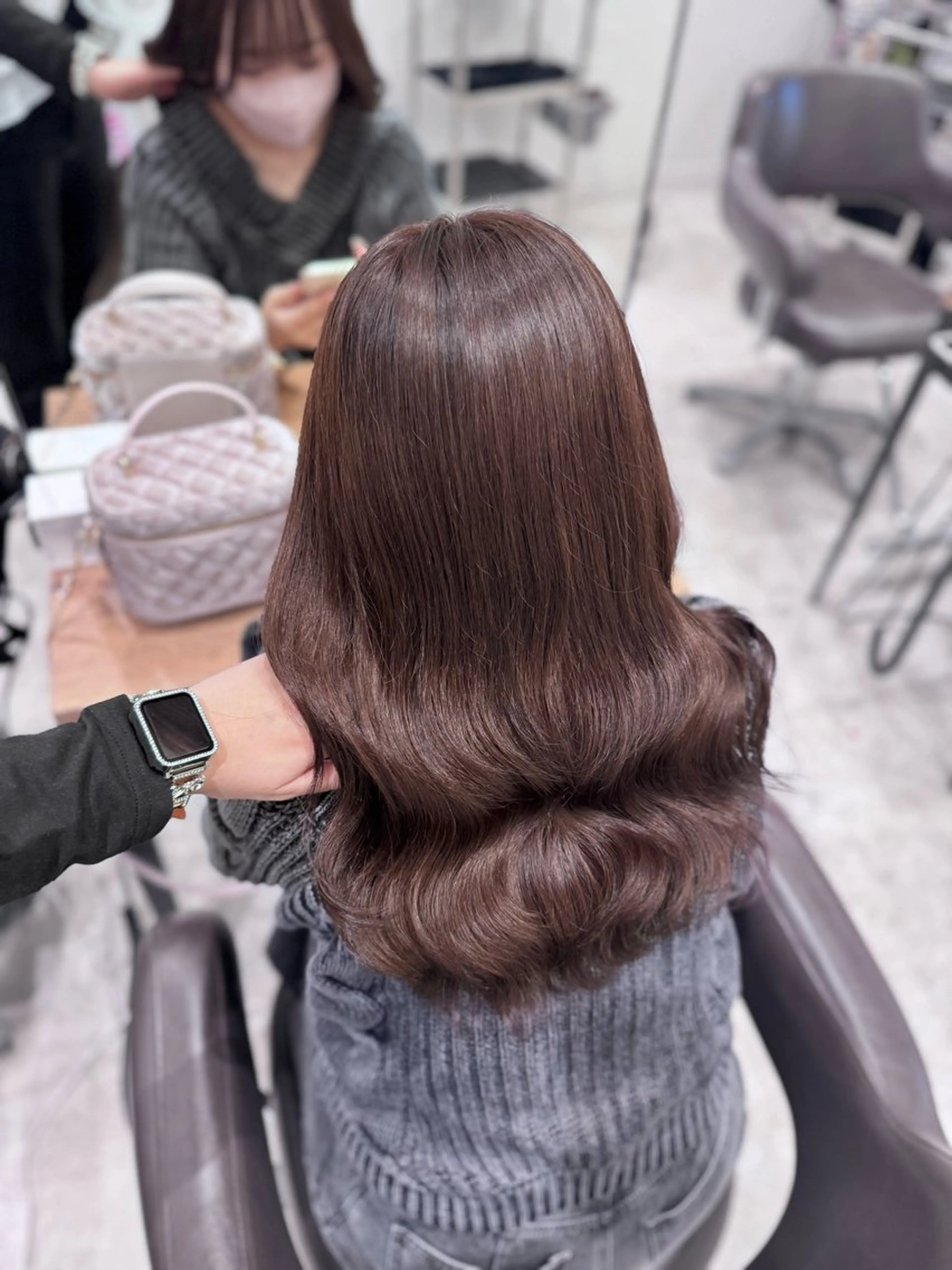 セミロング ピンクブラウン ヘアカラー Lee 天王寺 Bianのヘアスタイル