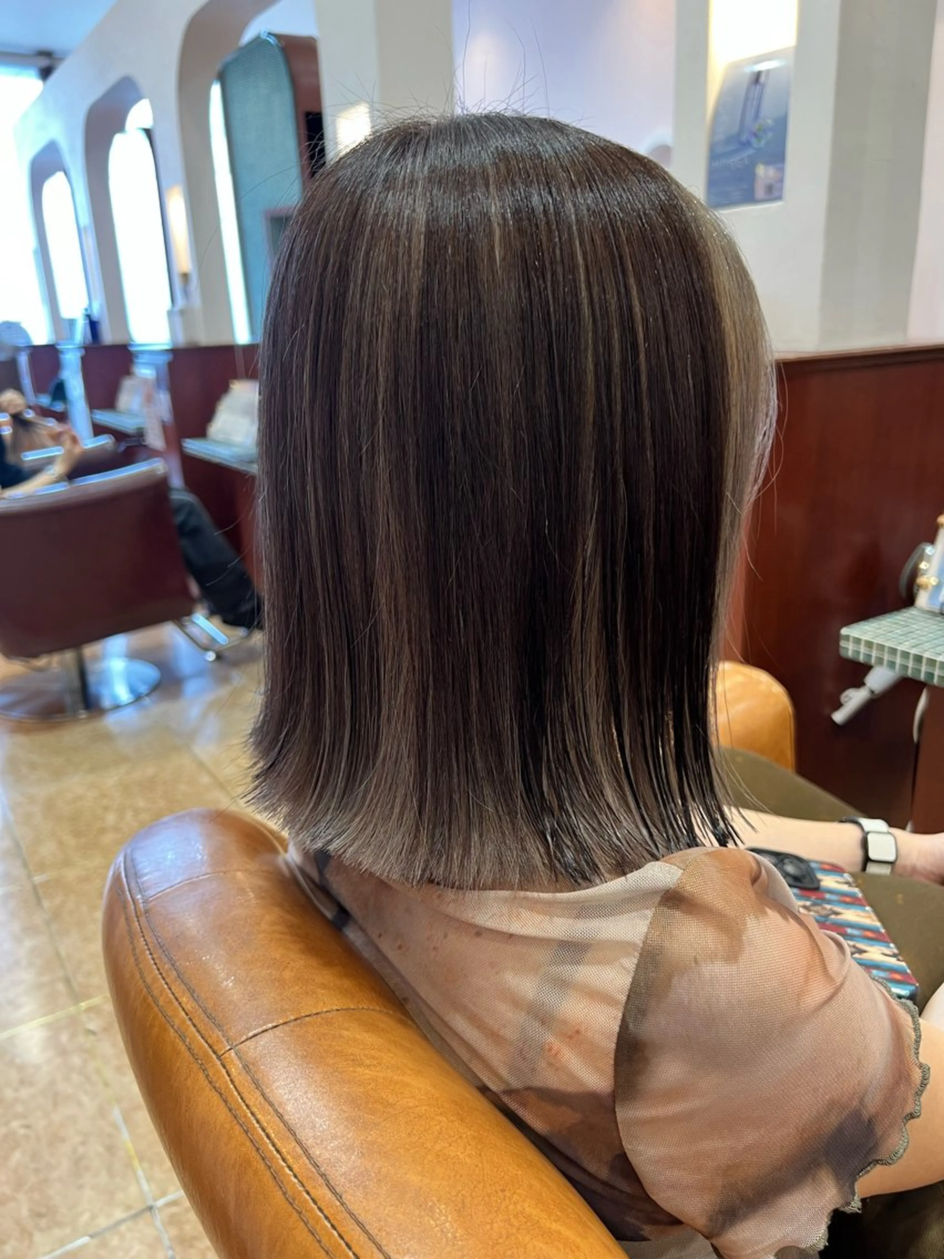 ミディアム ヘアカラー 加藤 絵美のヘアスタイル