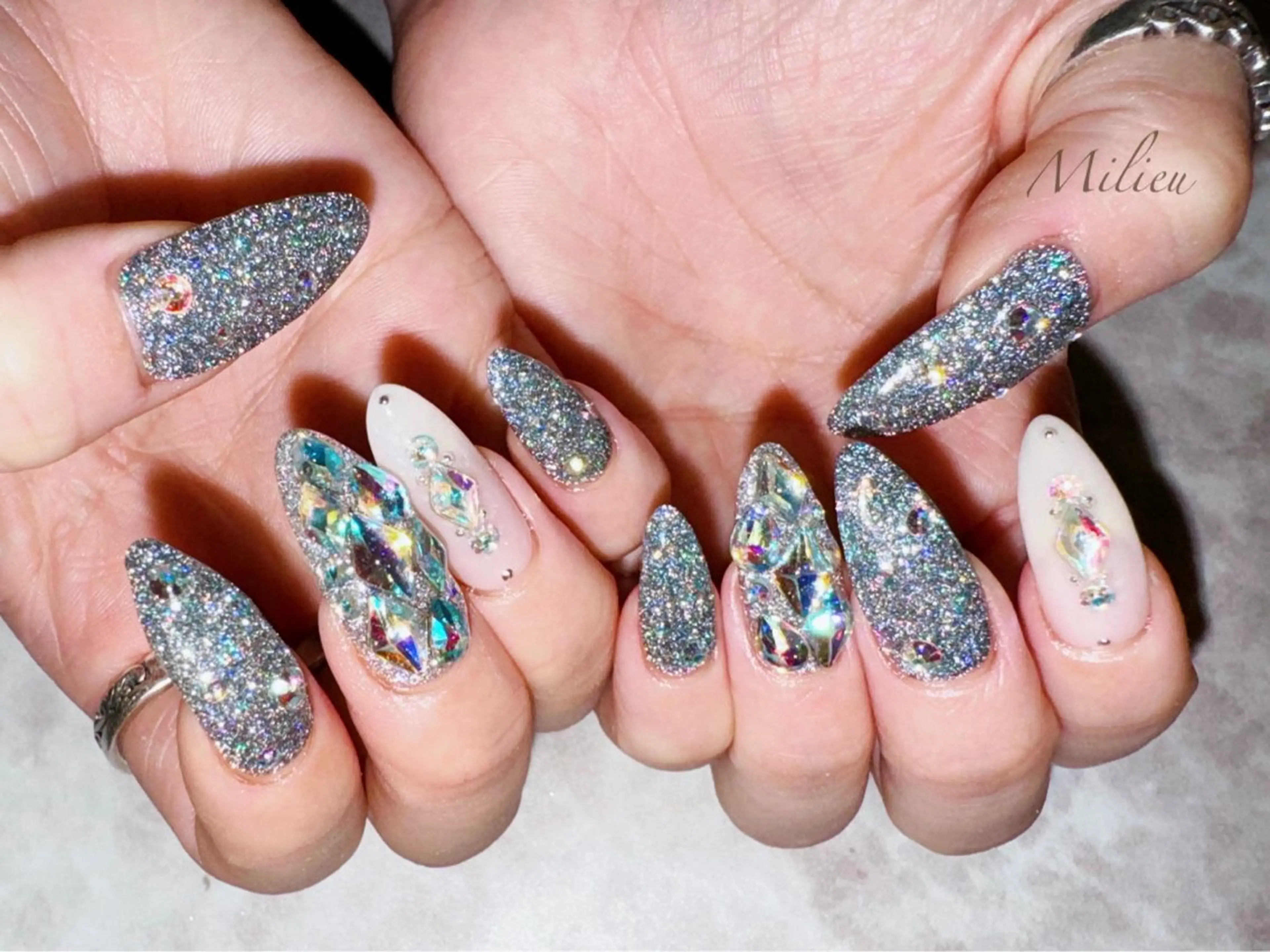 ネイル 吉澤 圭のネイルデザイン