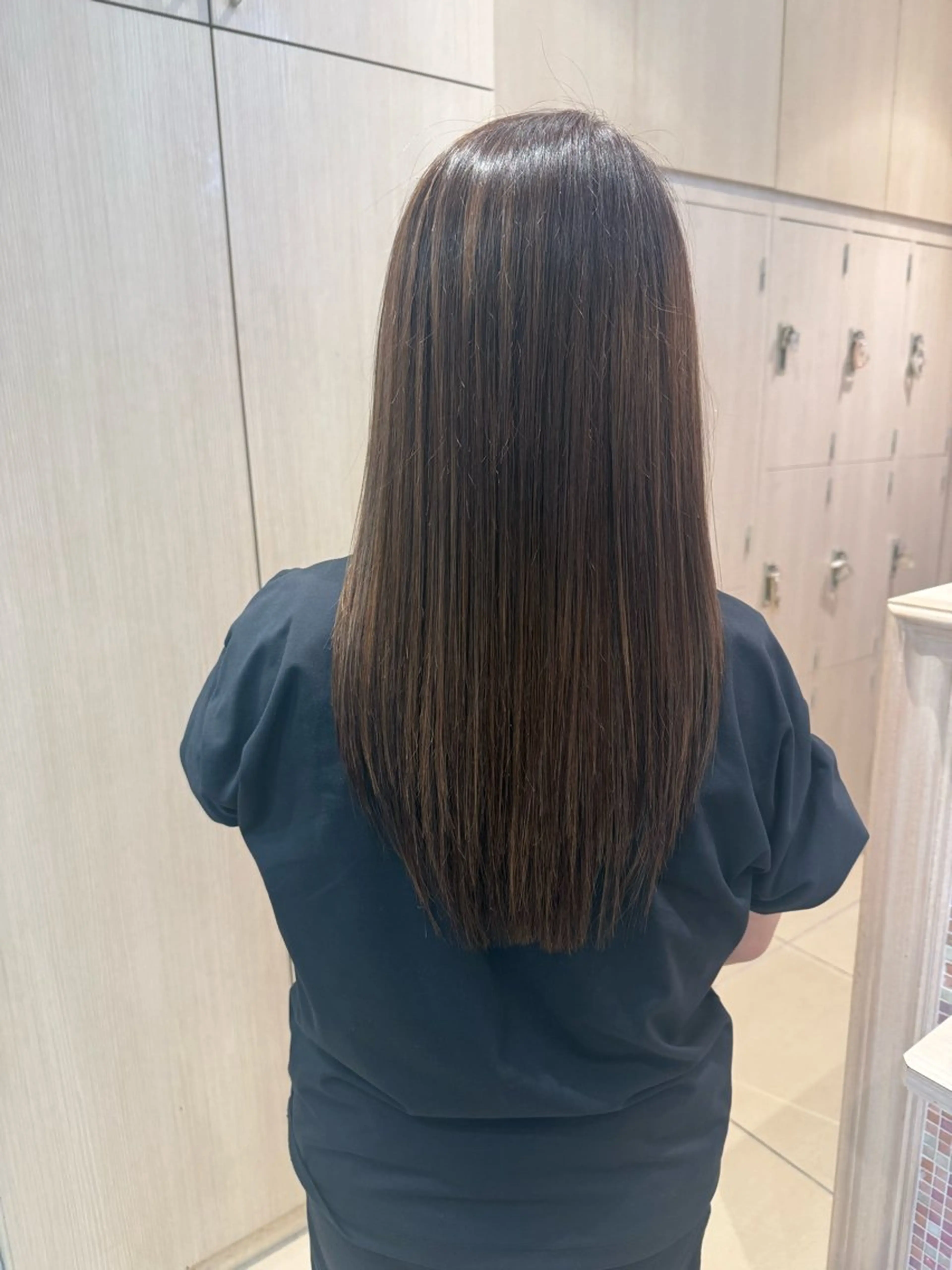 ロング 縮毛矯正 藤森 希美のヘアスタイル