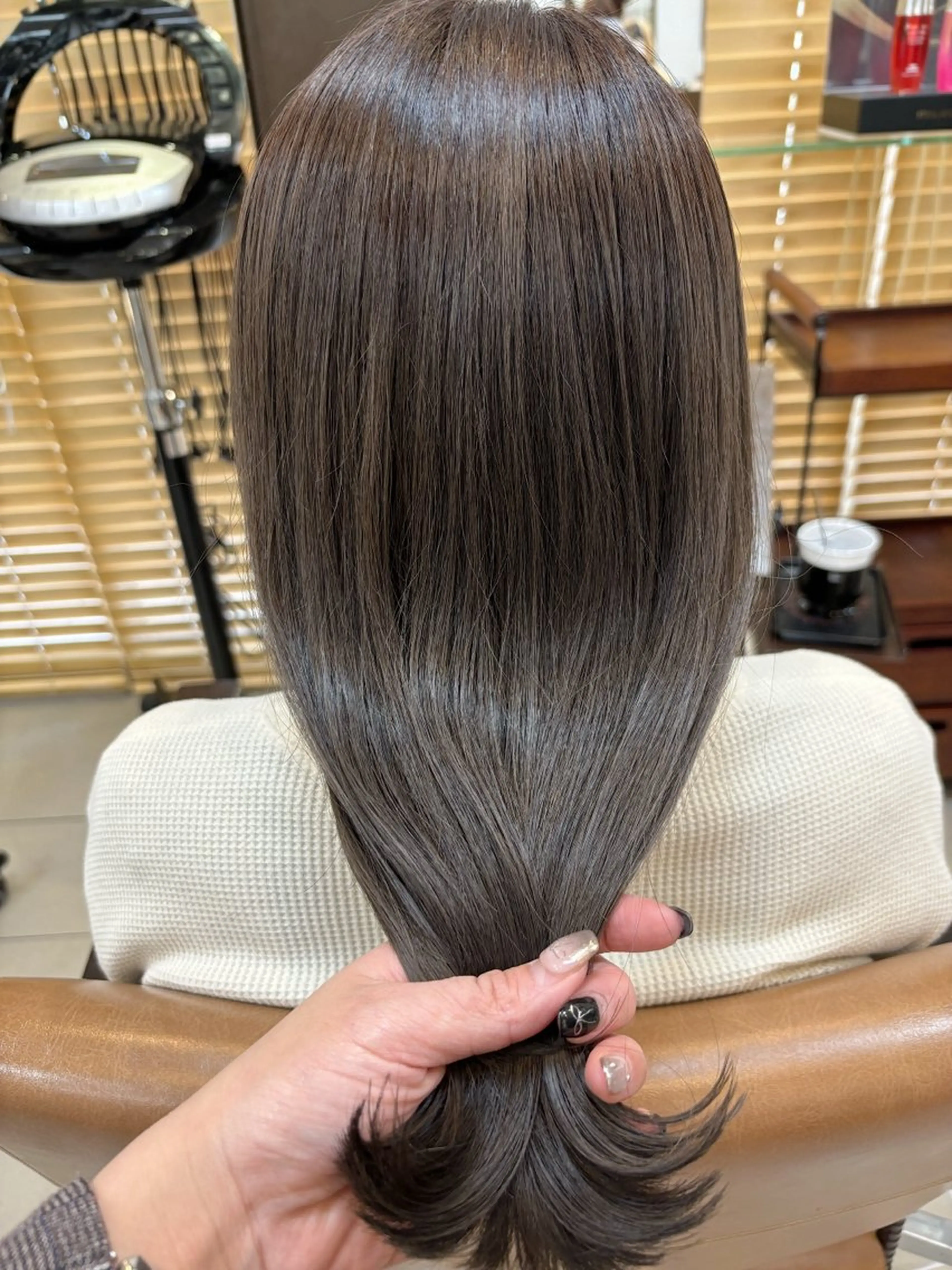 セミロング カラー アッシュ ブリーチ 頭皮×髪質改善 透明感カラー💎中村のヘアスタイル