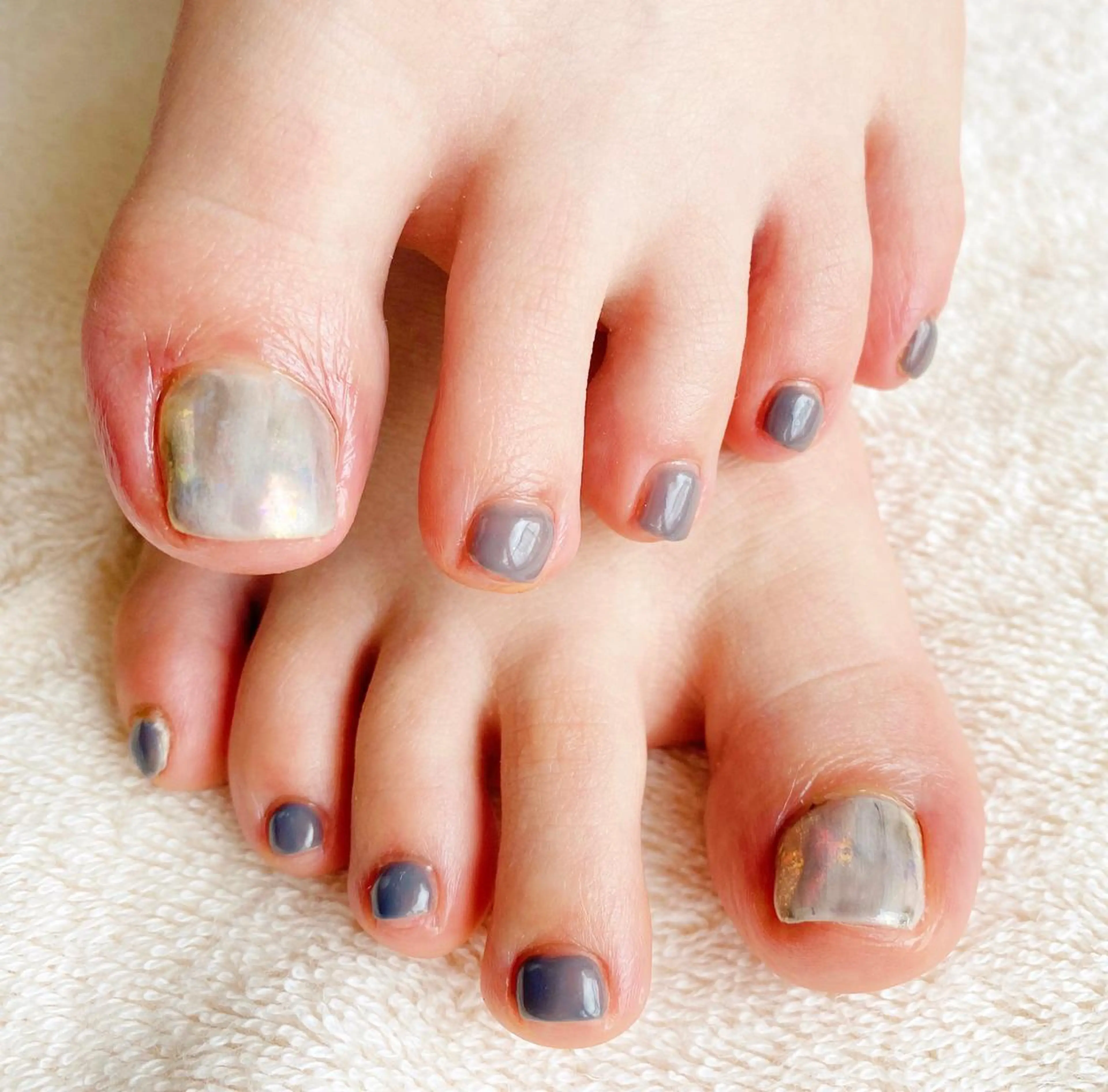 ネイル アートネイル フットネイル キラキラネイル ニュアンスネイル ネイルPetit Ribbonのネイルデザイン