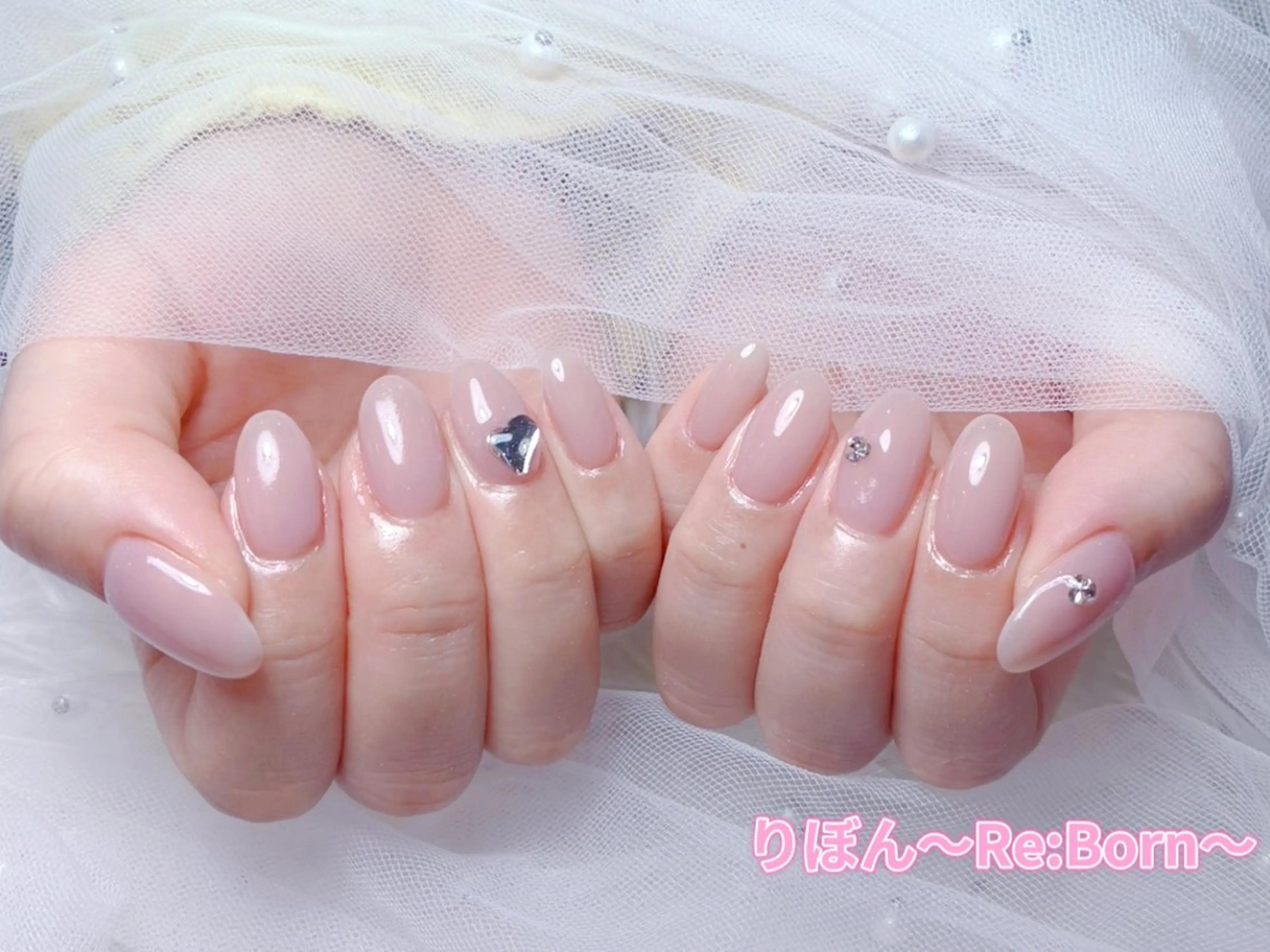 🎀ワンカラー／ラメグラ   【ソフトジェルオフ無料】¥4500の写真