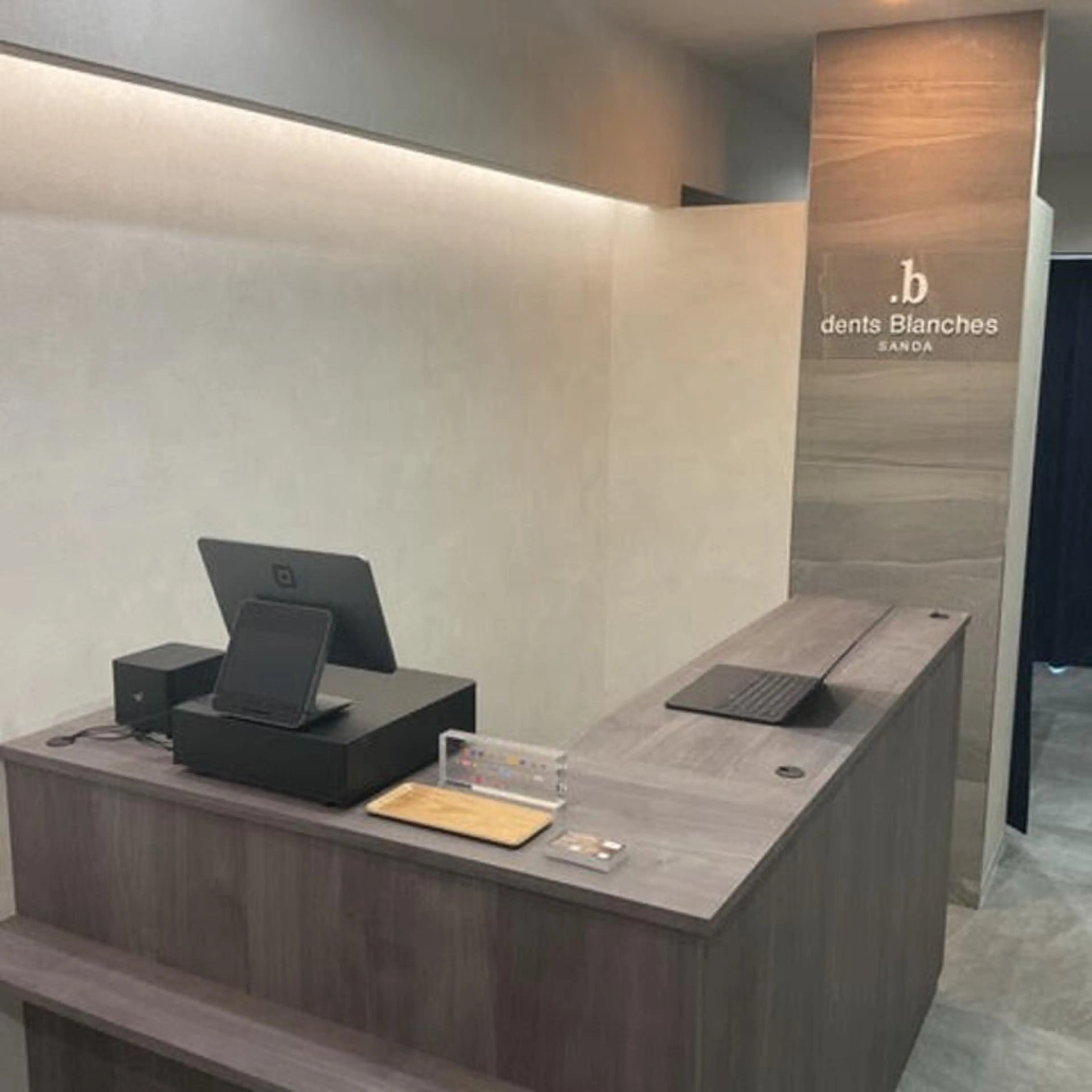 ホワイトニングサロン ダンブランシュサンダのエステ・リラクイメージ