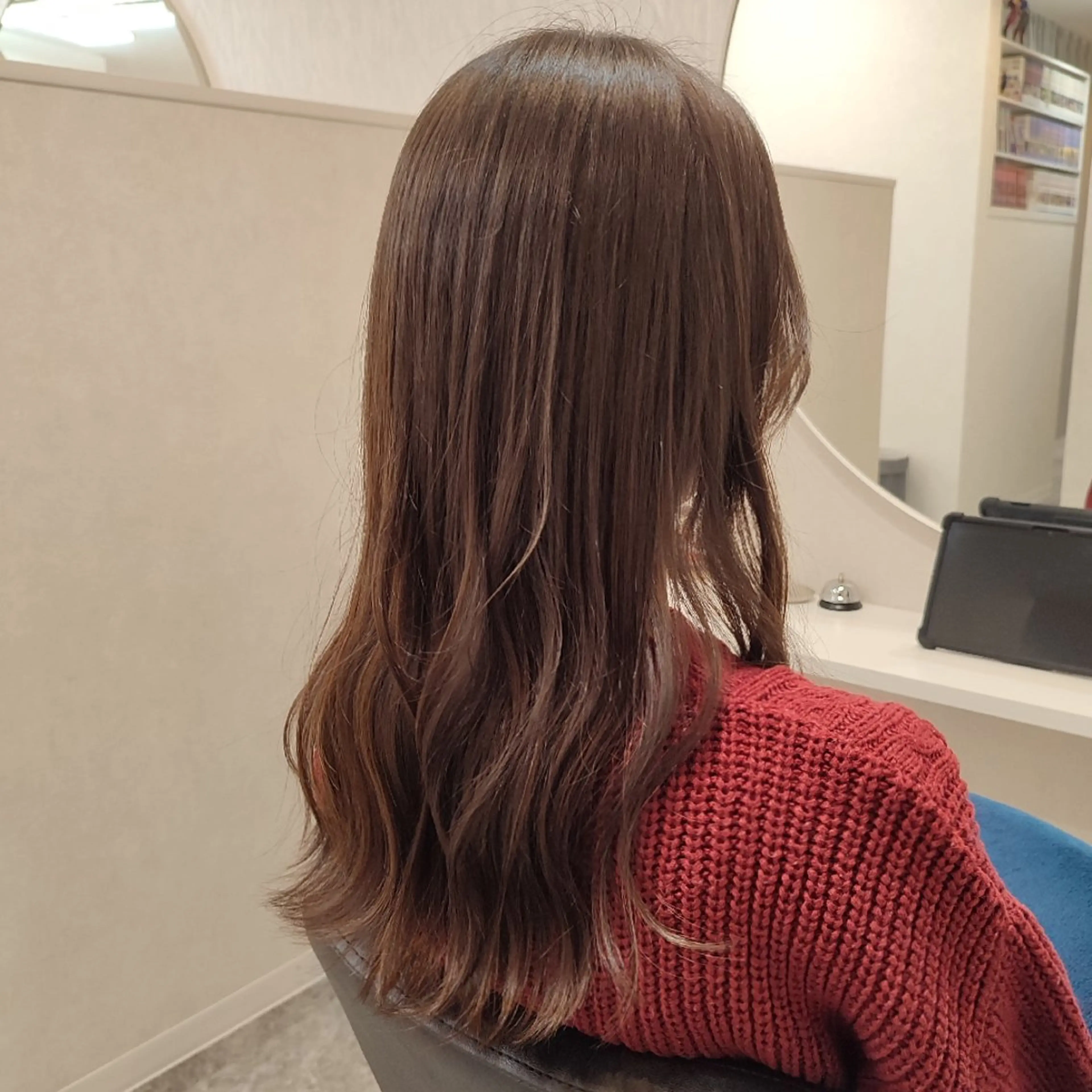 ロング Day FRAME noeのヘアスタイル