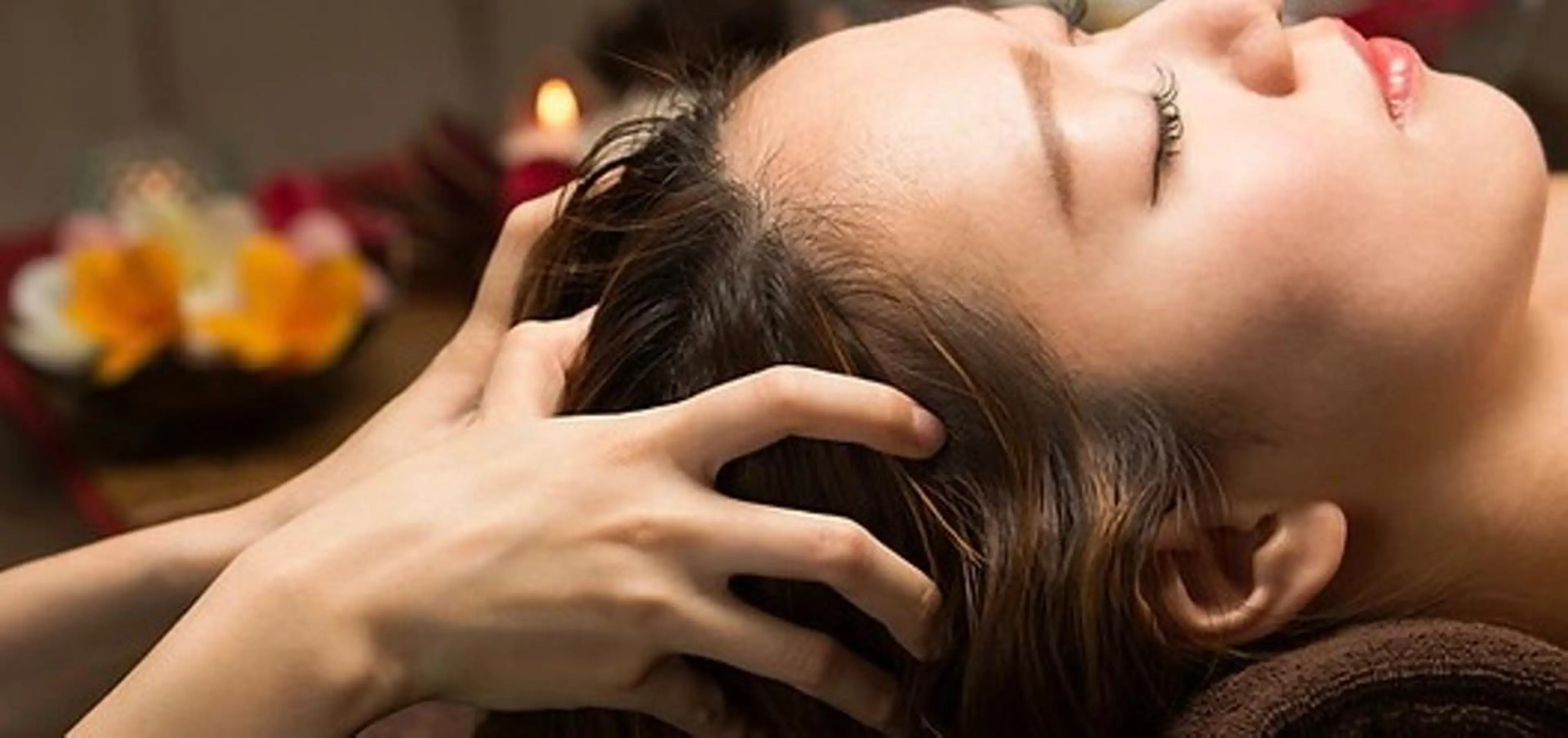 rasera所属・rasera コラボ予約のネイルデザイン