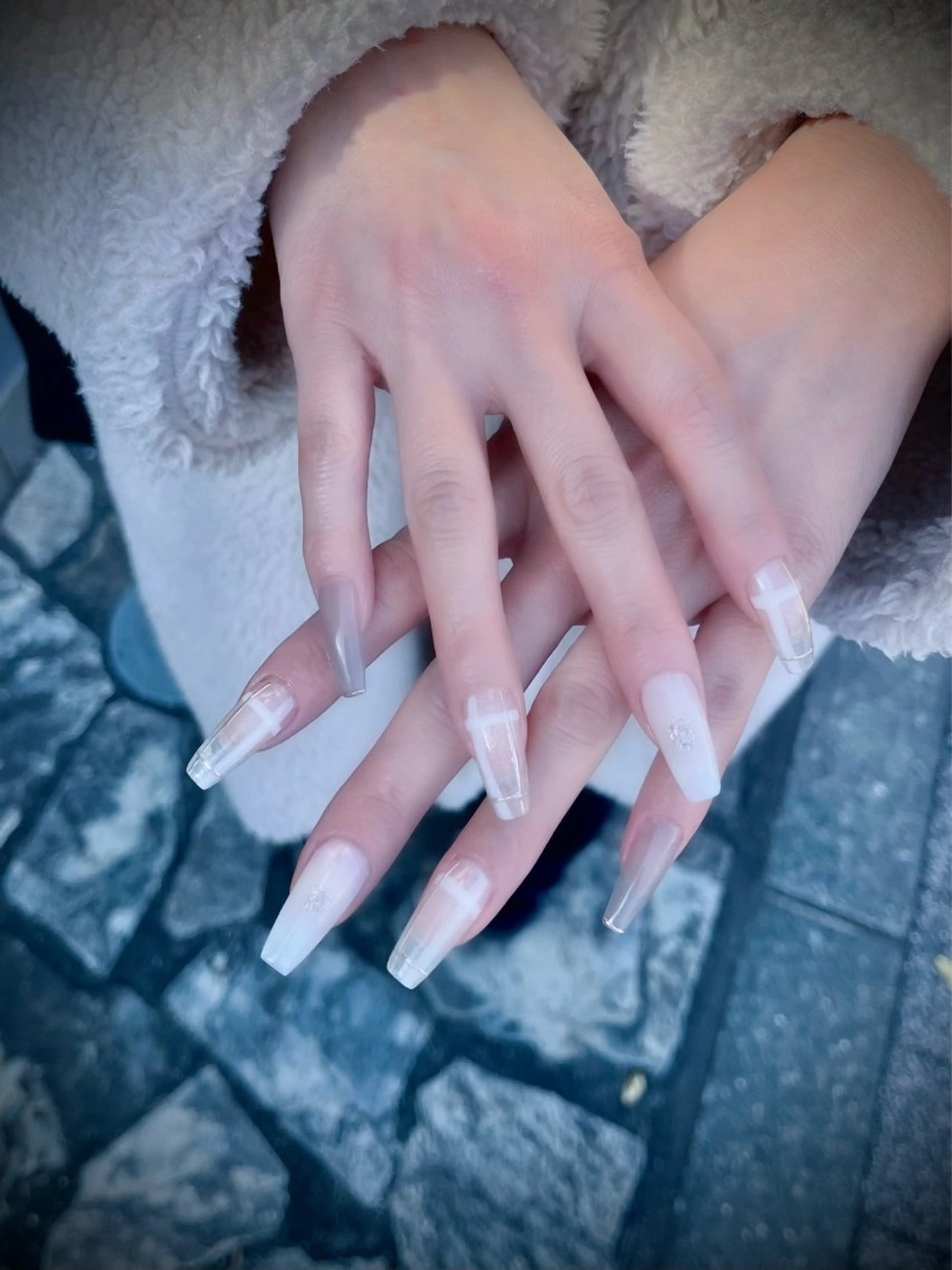 ネイル キラキラネイル マグネットネイル ワンカラーネイル スカルプネイル ワンホンネイル nine.🦋 YUKOのネイルデザイン