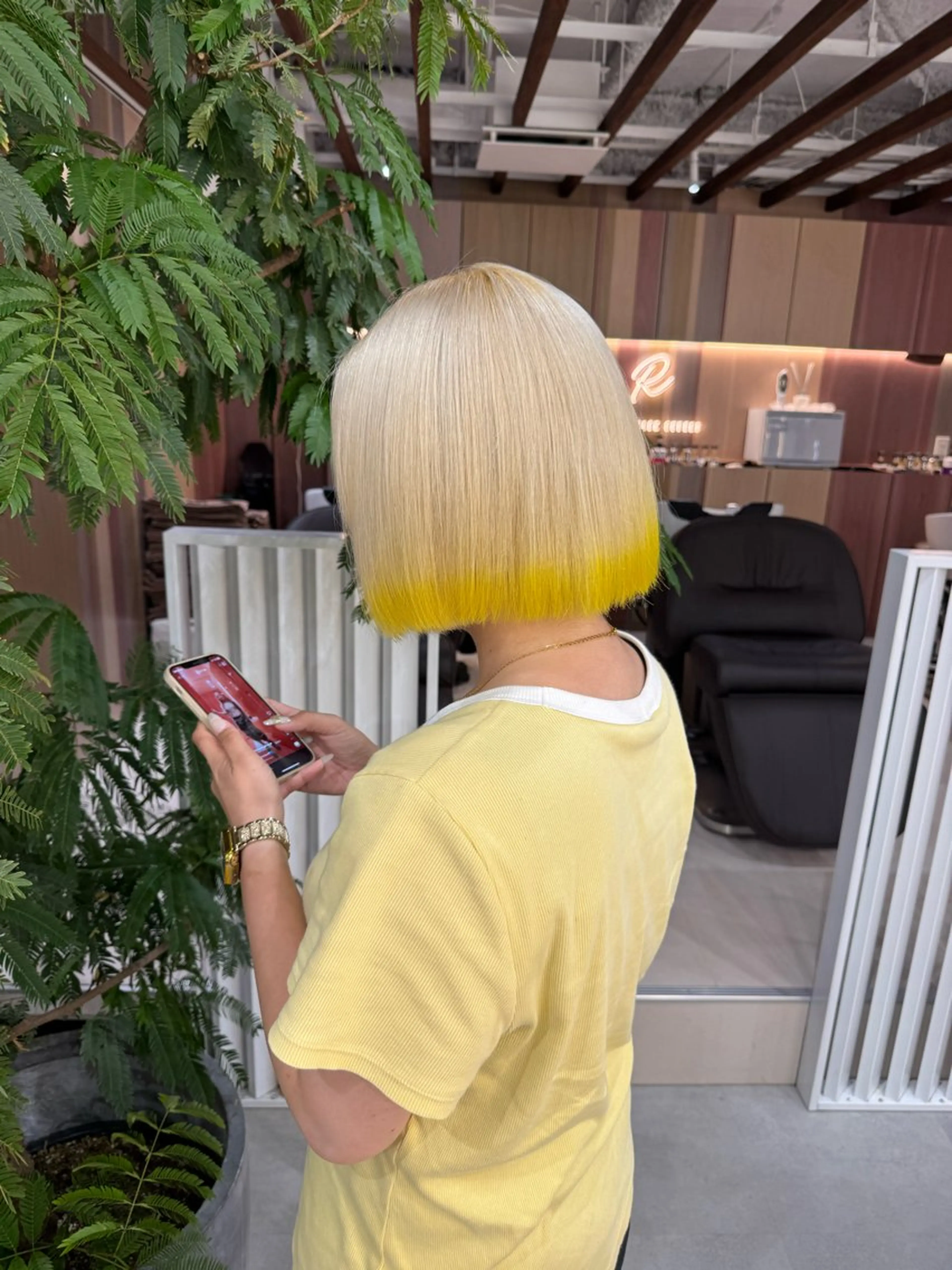 ショート R BEAUTY MAIのヘアスタイル