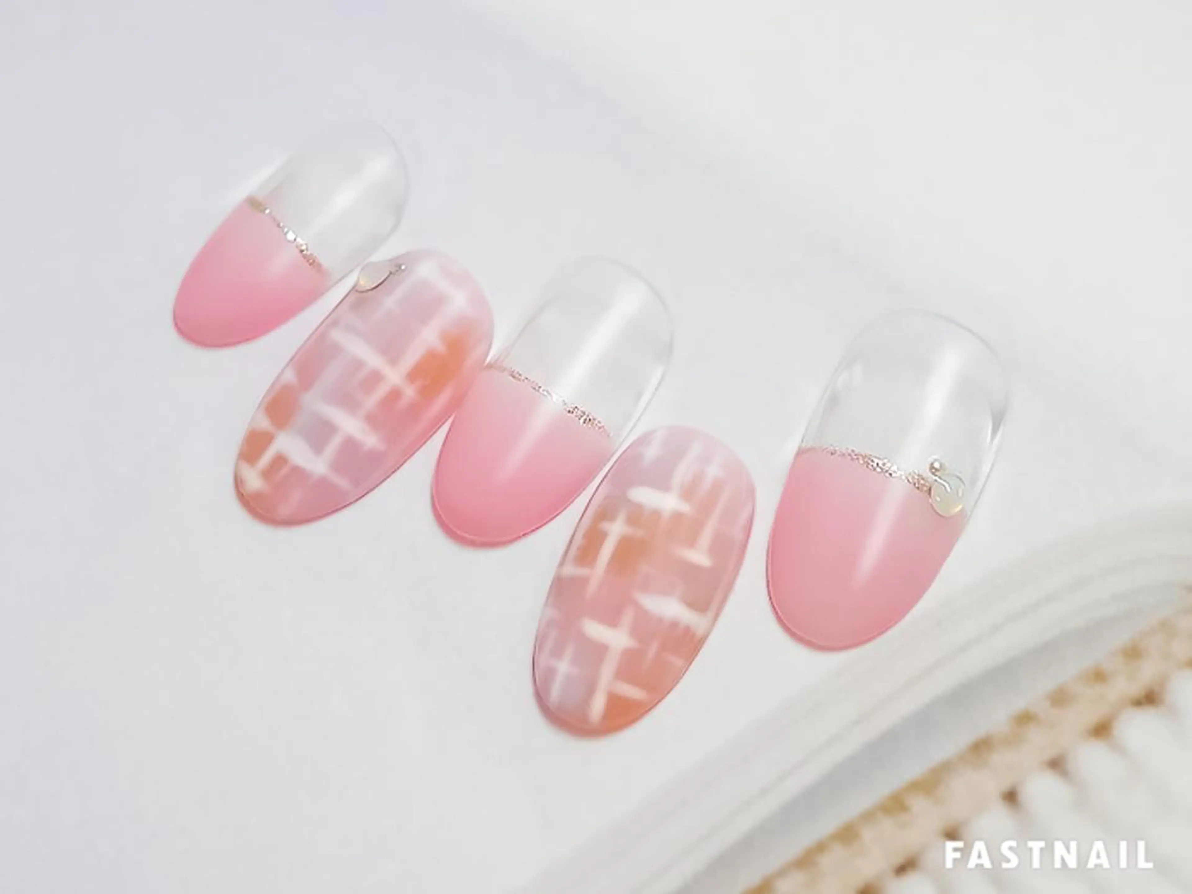 ネイル ファストネイル 京都烏丸店のネイルデザイン