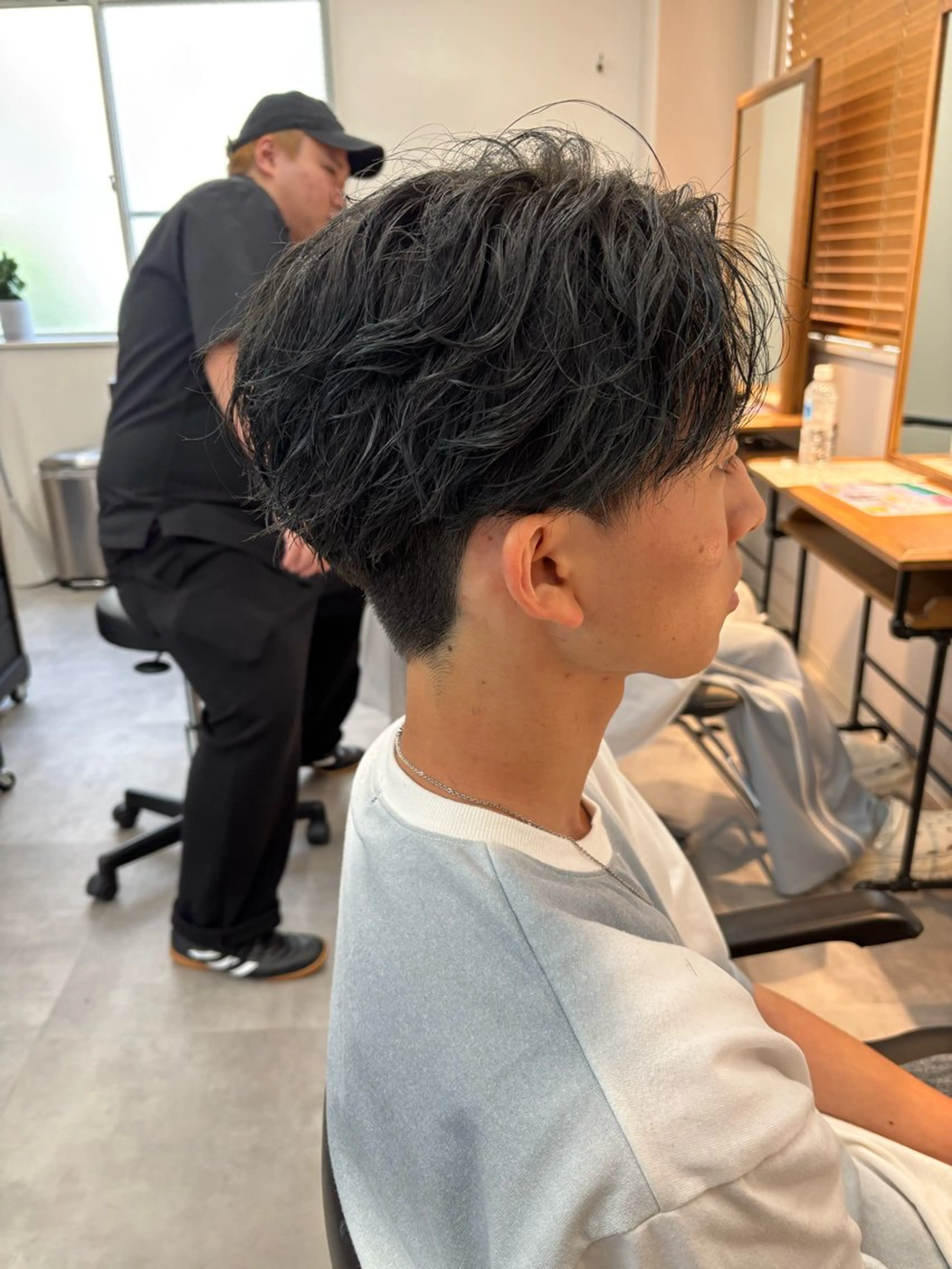 パーマ メンズ フェザーパーマ メンズパーマ カット パーマ フェザーパーマ/韓国 /メンズカット/保立のヘアスタイル