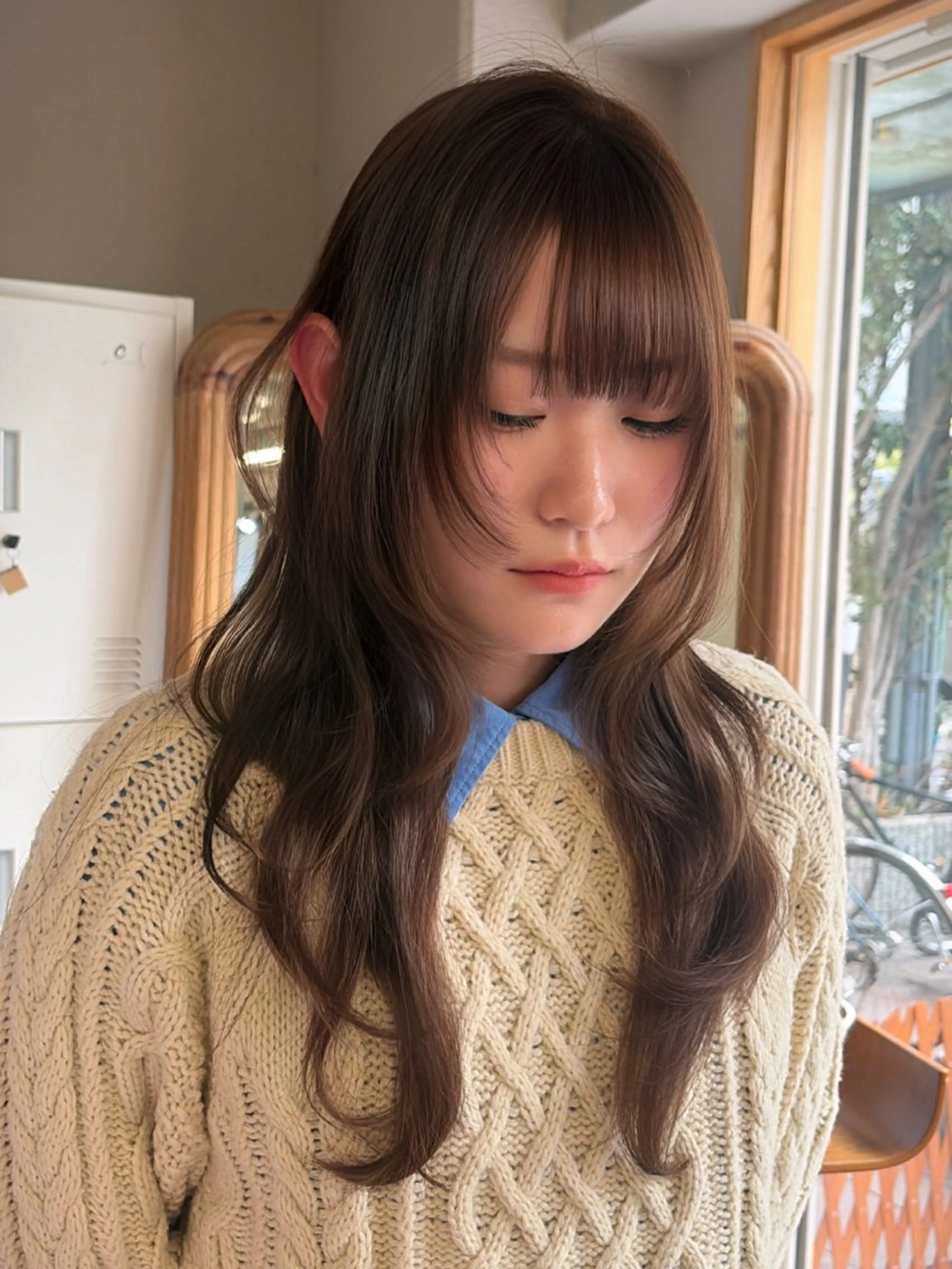 ロング ロングレイヤー ボブ 顔まわりレイヤー 顔周りカット ハッシュカット 地下風ストレート/ 顔周りレイヤー/梅田のヘアスタイル