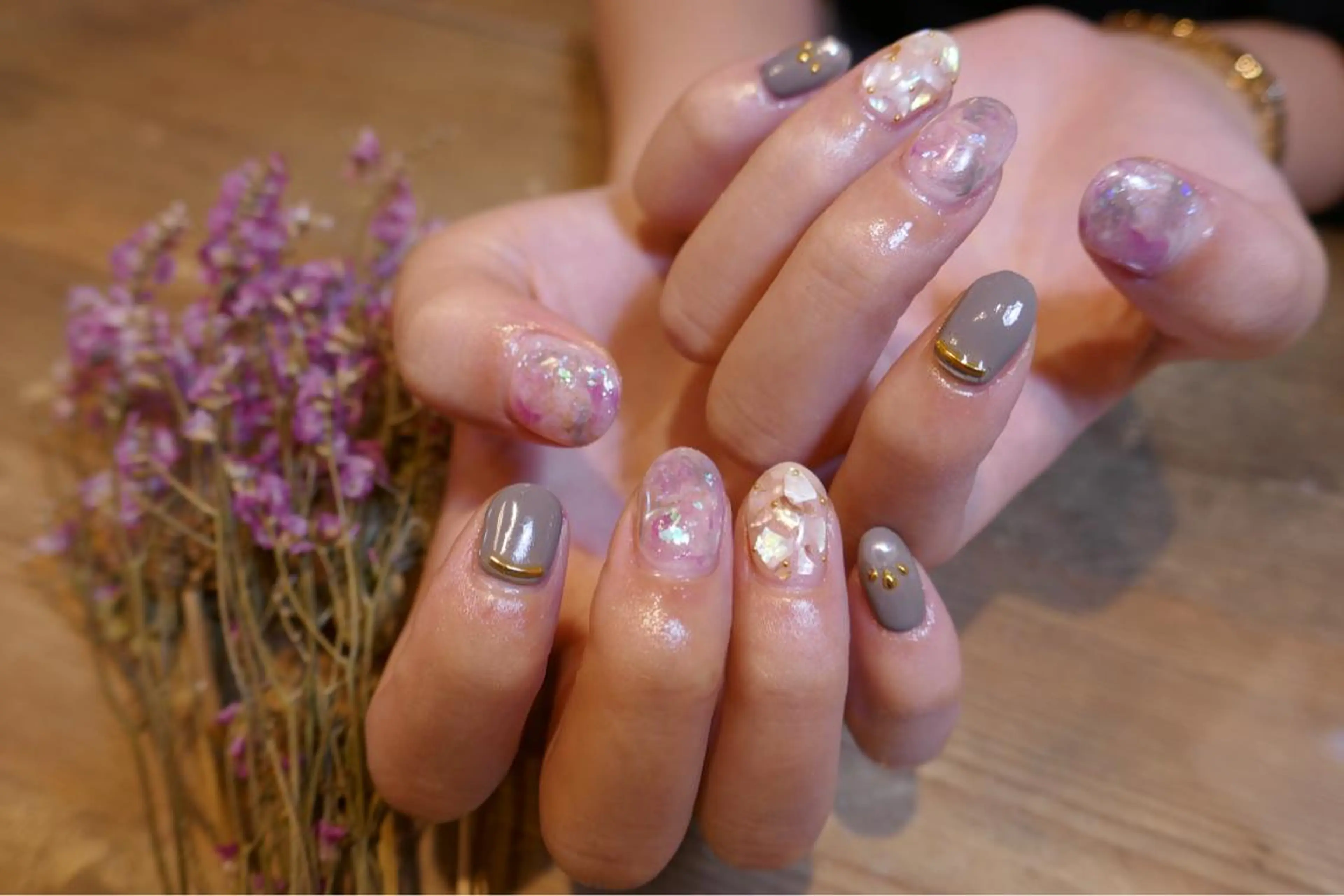 ネイル revia所属・ERI Nailistのネイルデザイン