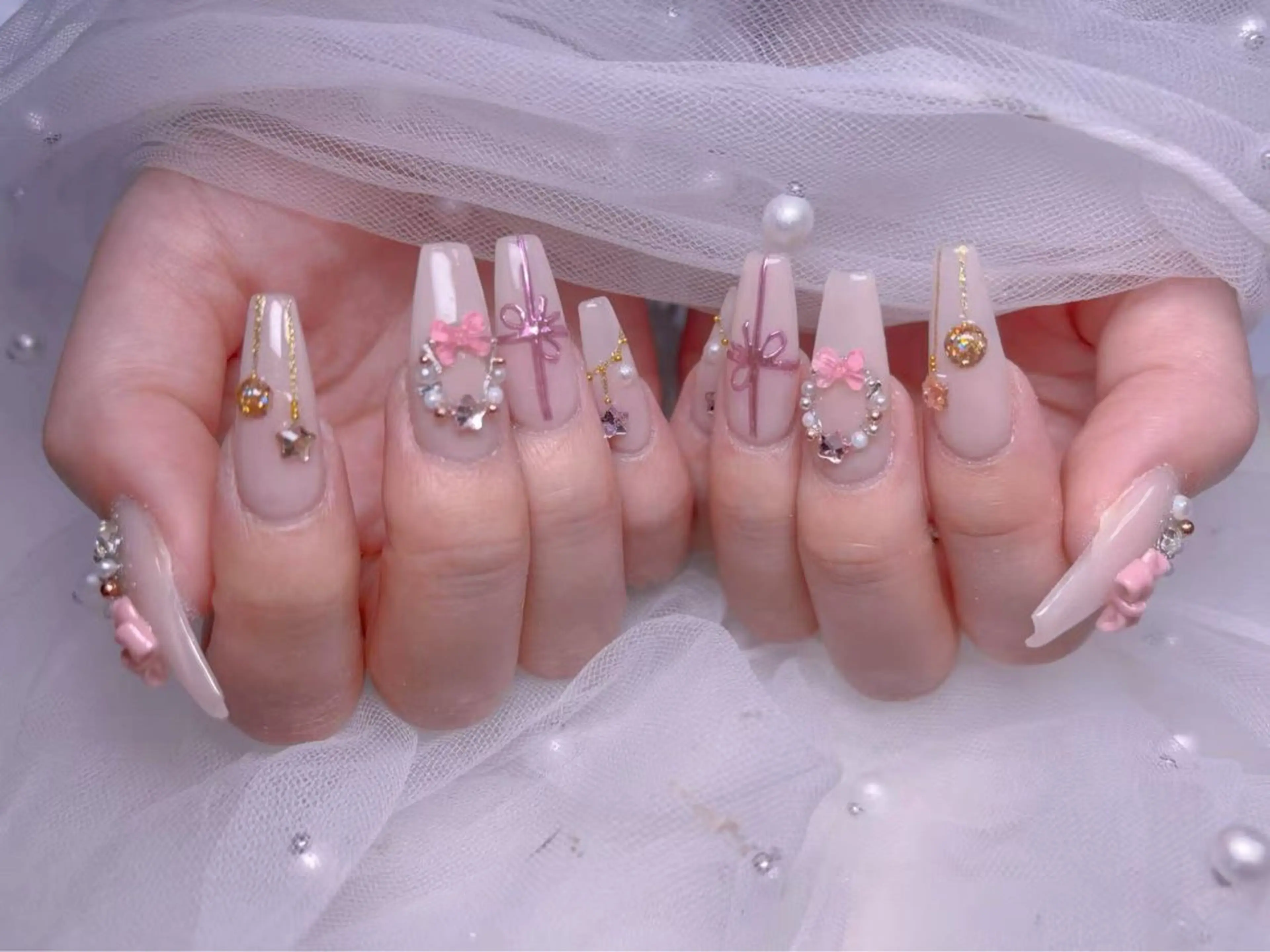 ネイル UMI ネイルサロン新宿🎀のネイルデザイン