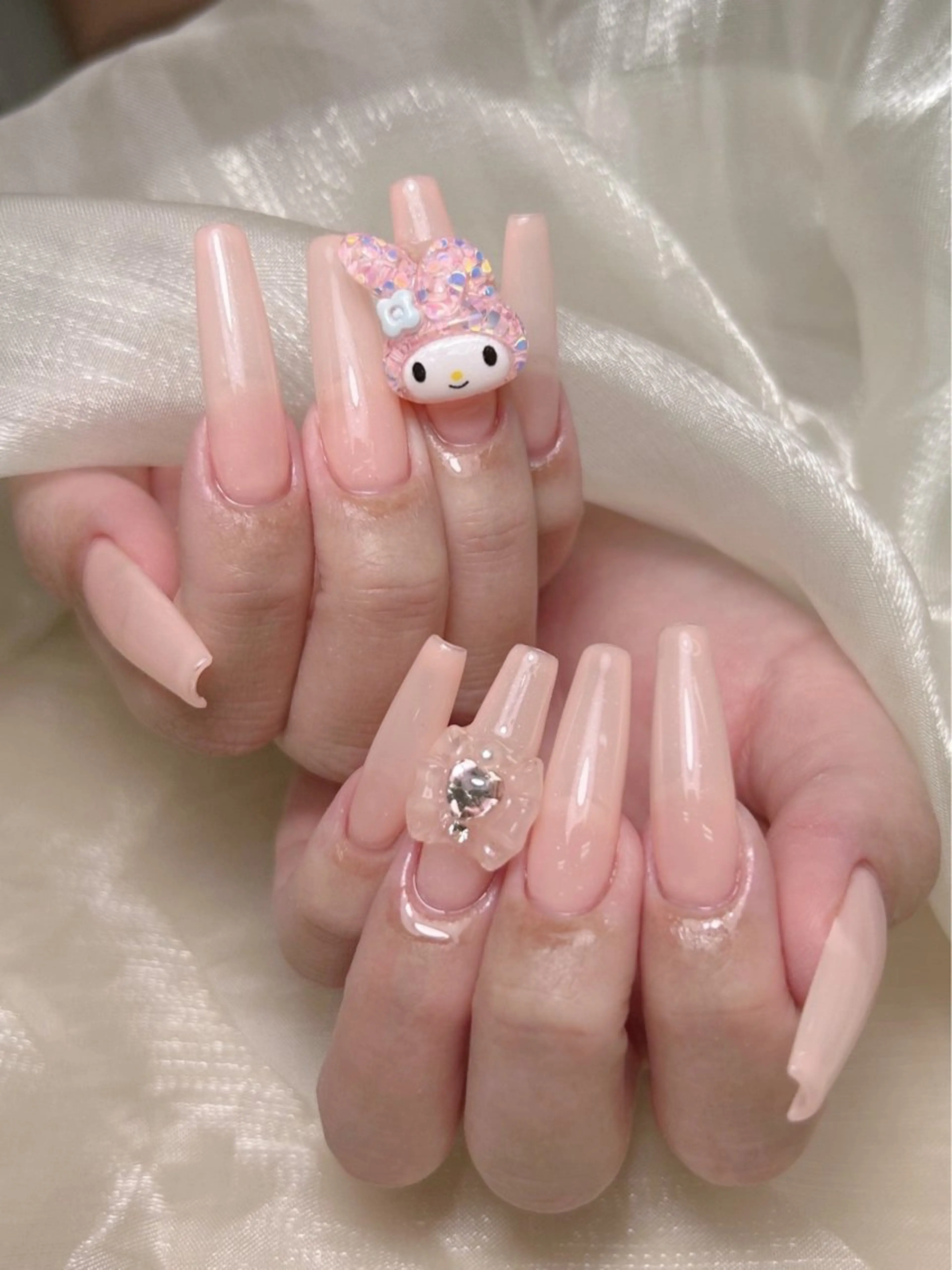 ネイル ロングネイル lucky nail 歌舞伎町のネイルデザイン