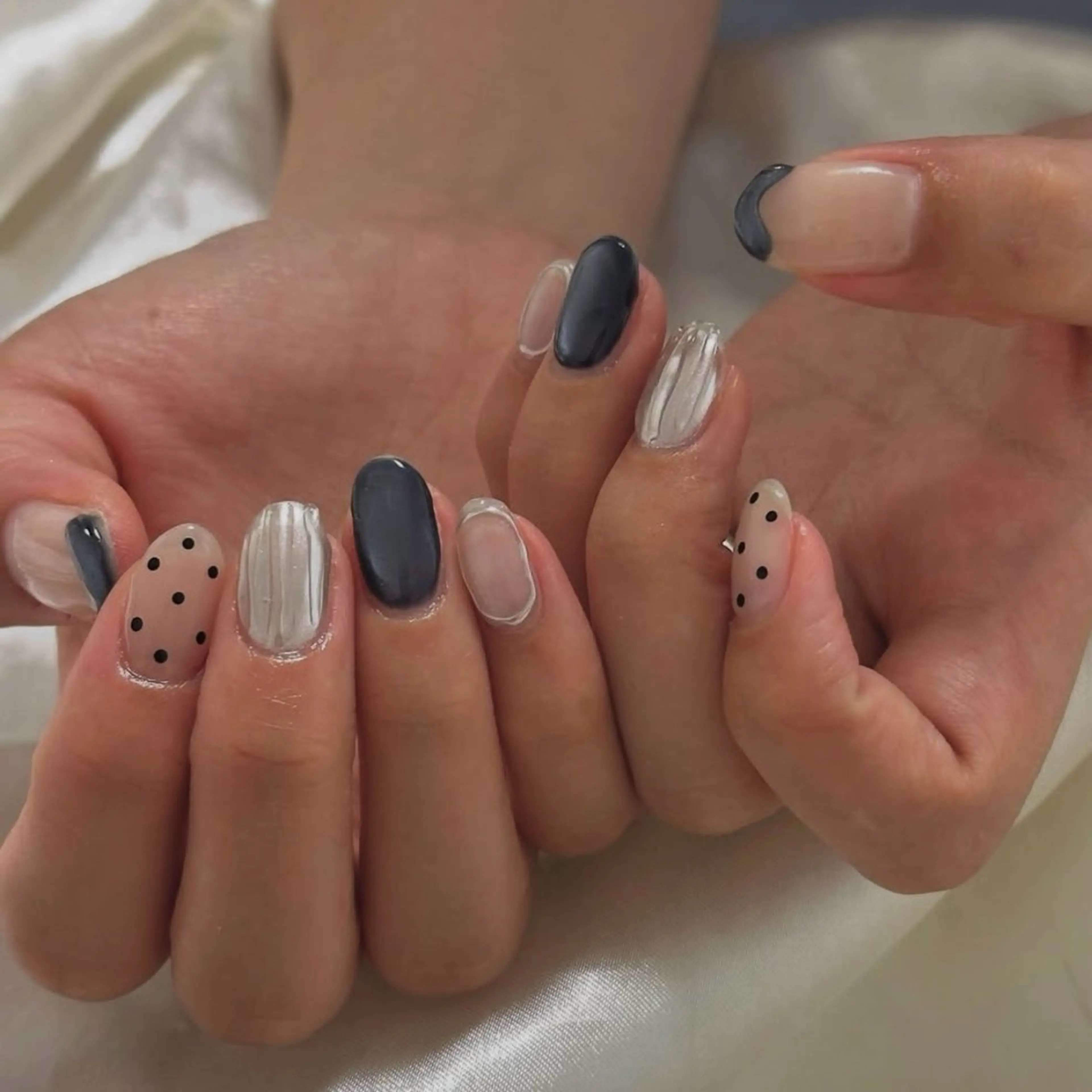 ネイル ハンドネイル honoka .のネイルデザイン