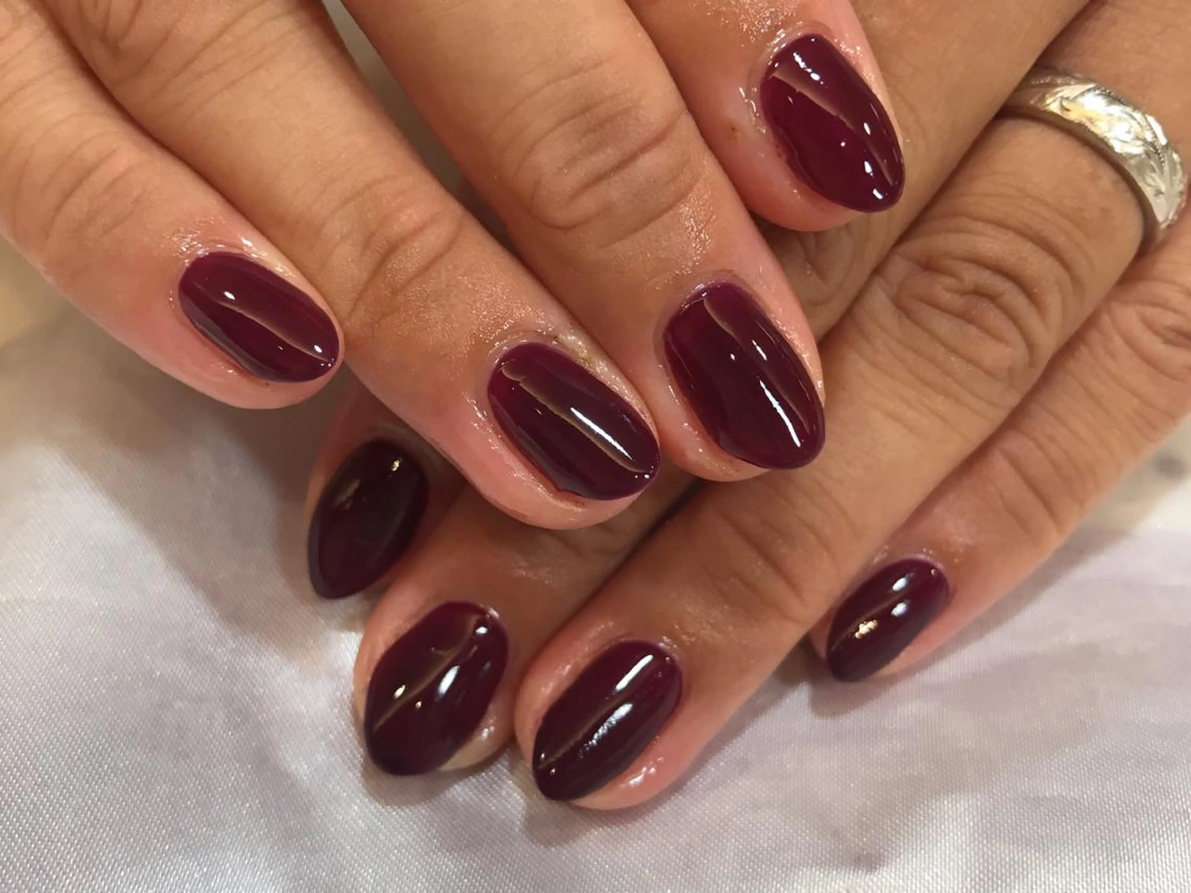 ネイル ボルドー ワンカラーネイル ハンドネイル 中川 愛理のその他イメージ