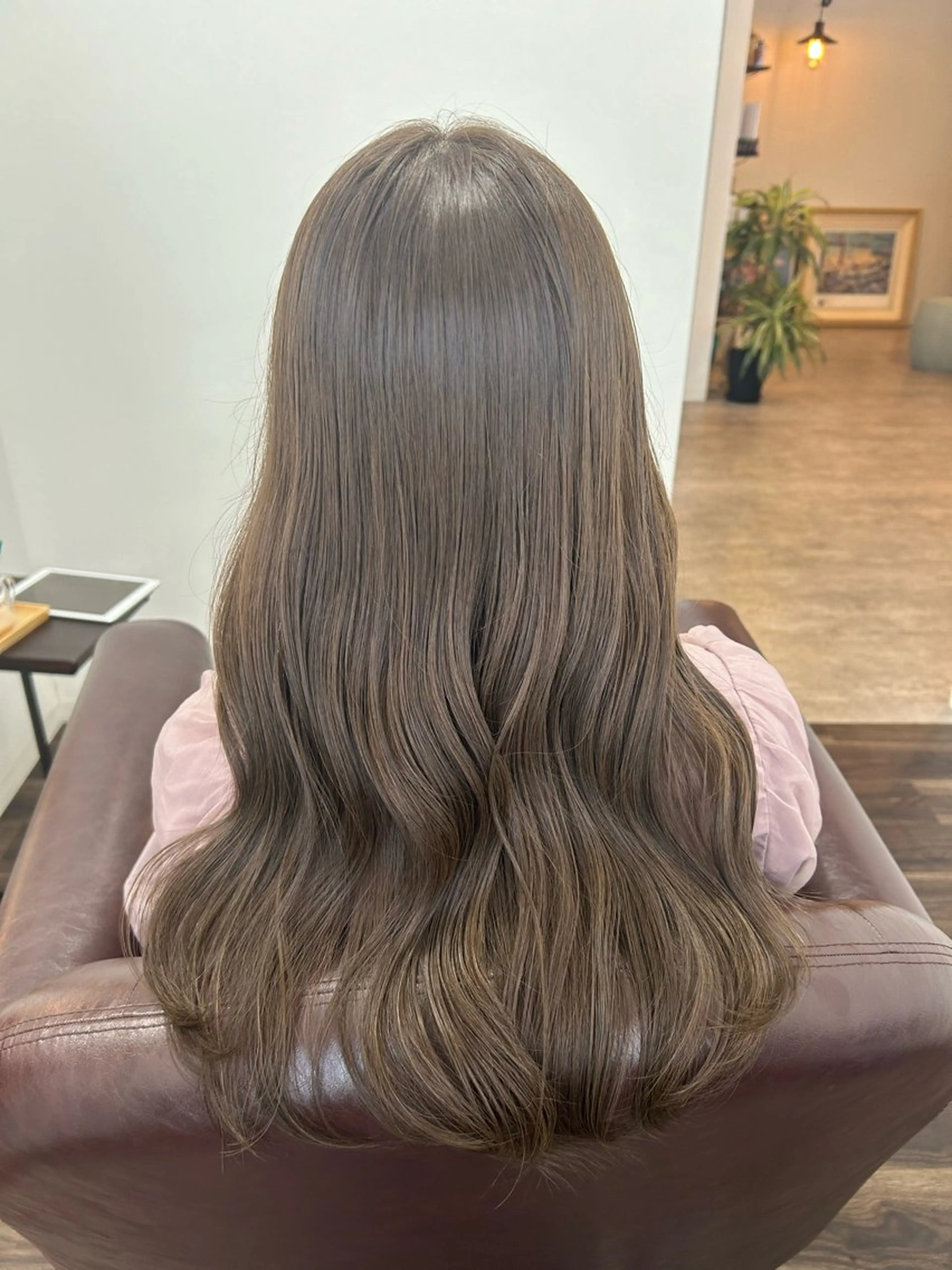 ロング ヘアカラー favietta所属・中村 友美のヘアスタイル