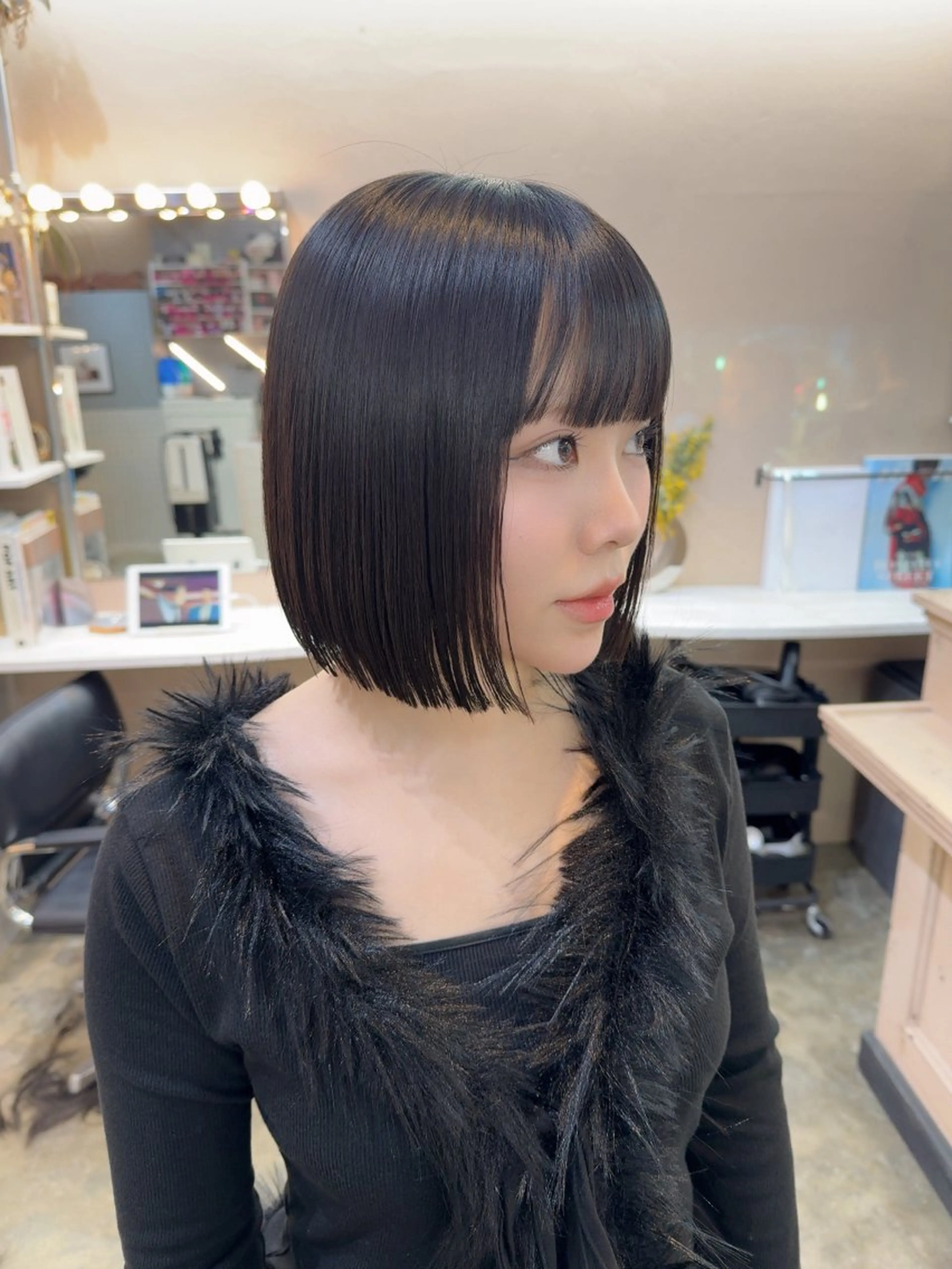 前髪ストレート(前髪カットも可能)の写真