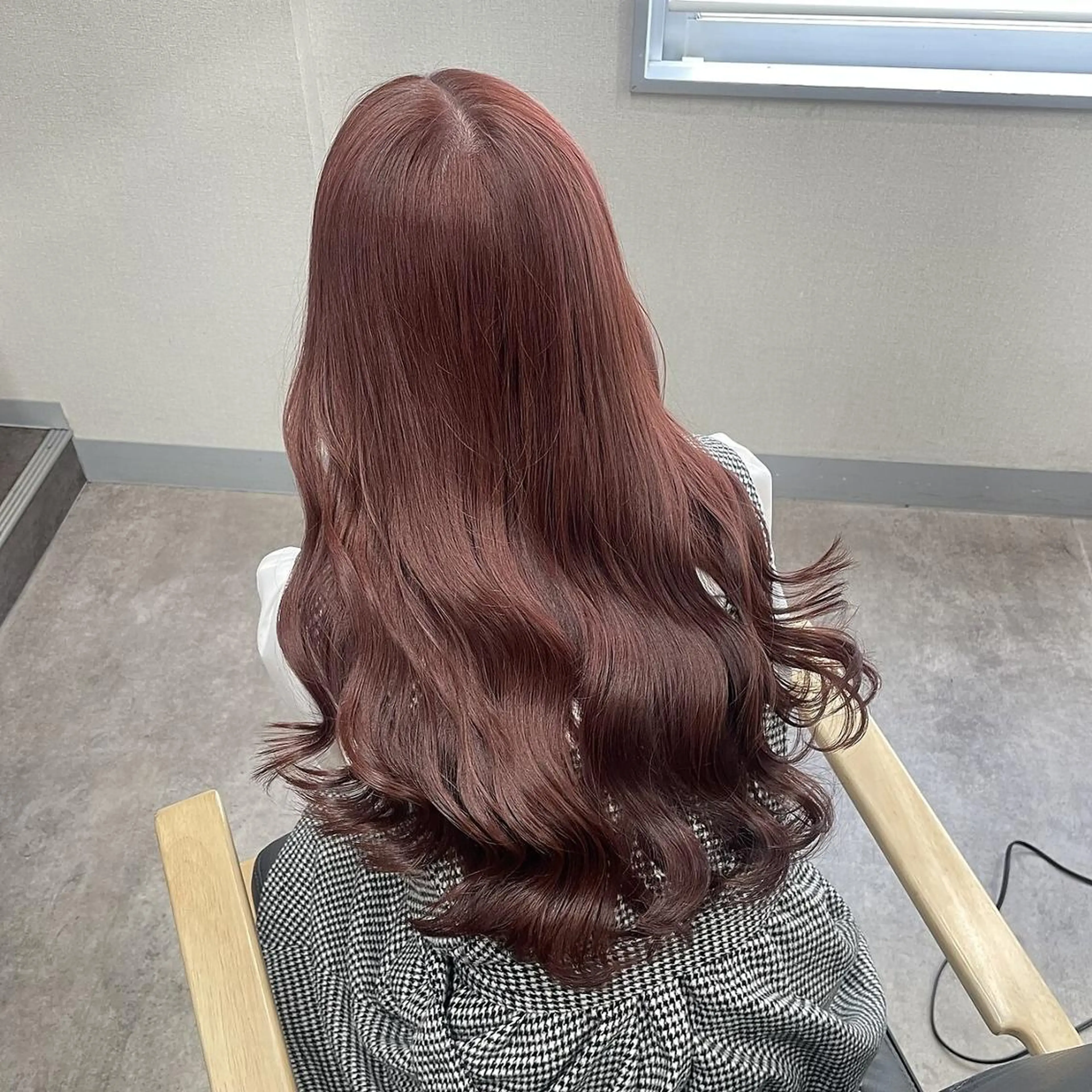 💖 12月限定！学生ならレングス問わず自分史上最高の美髪へ💖髪質改善トリートメント＋前髪カット#暖色カラーの写真