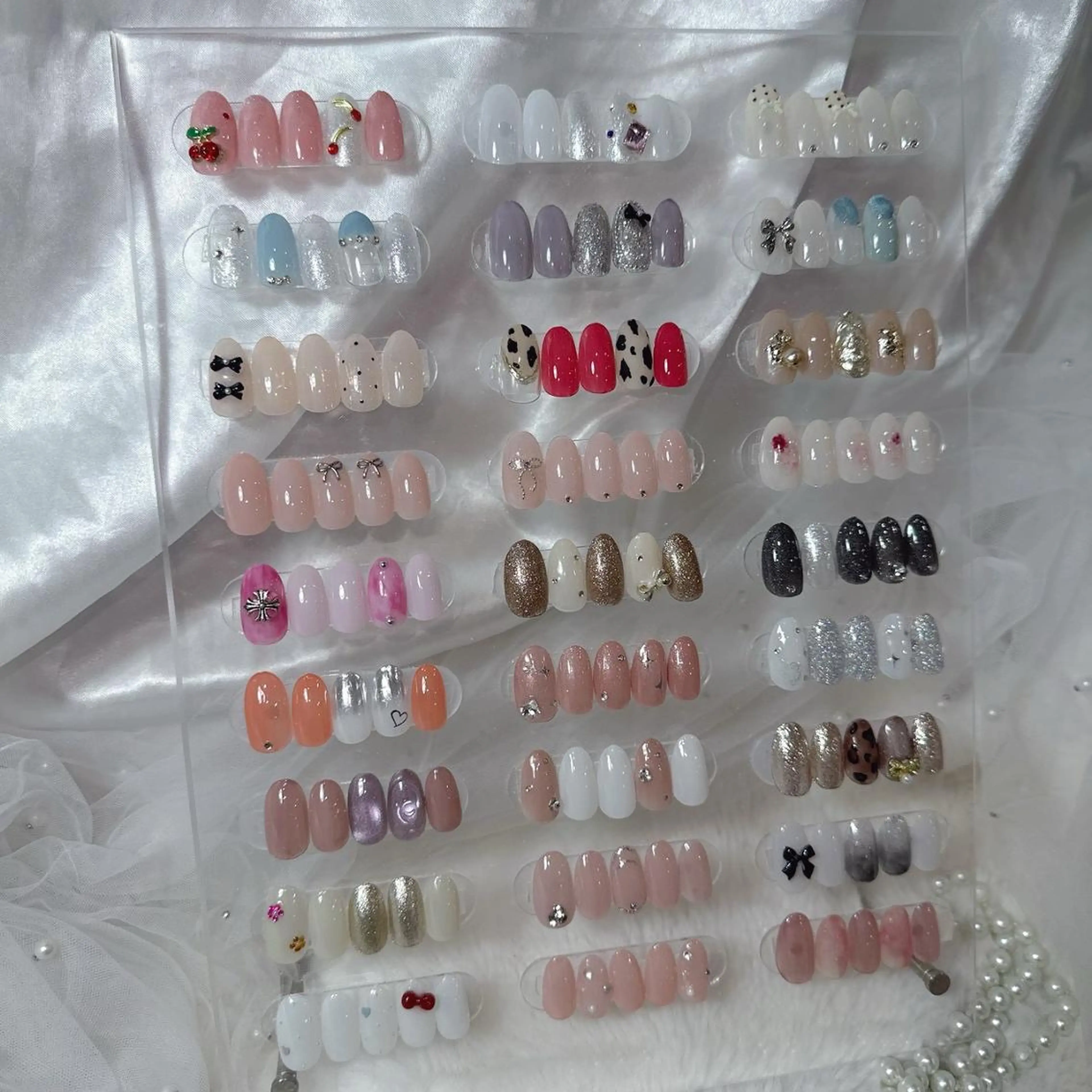 ネイル アートネイル フラッシュネイル フレンチネイル ジェルネイル ガラスフレンチ You&Me Yuiのネイルデザイン