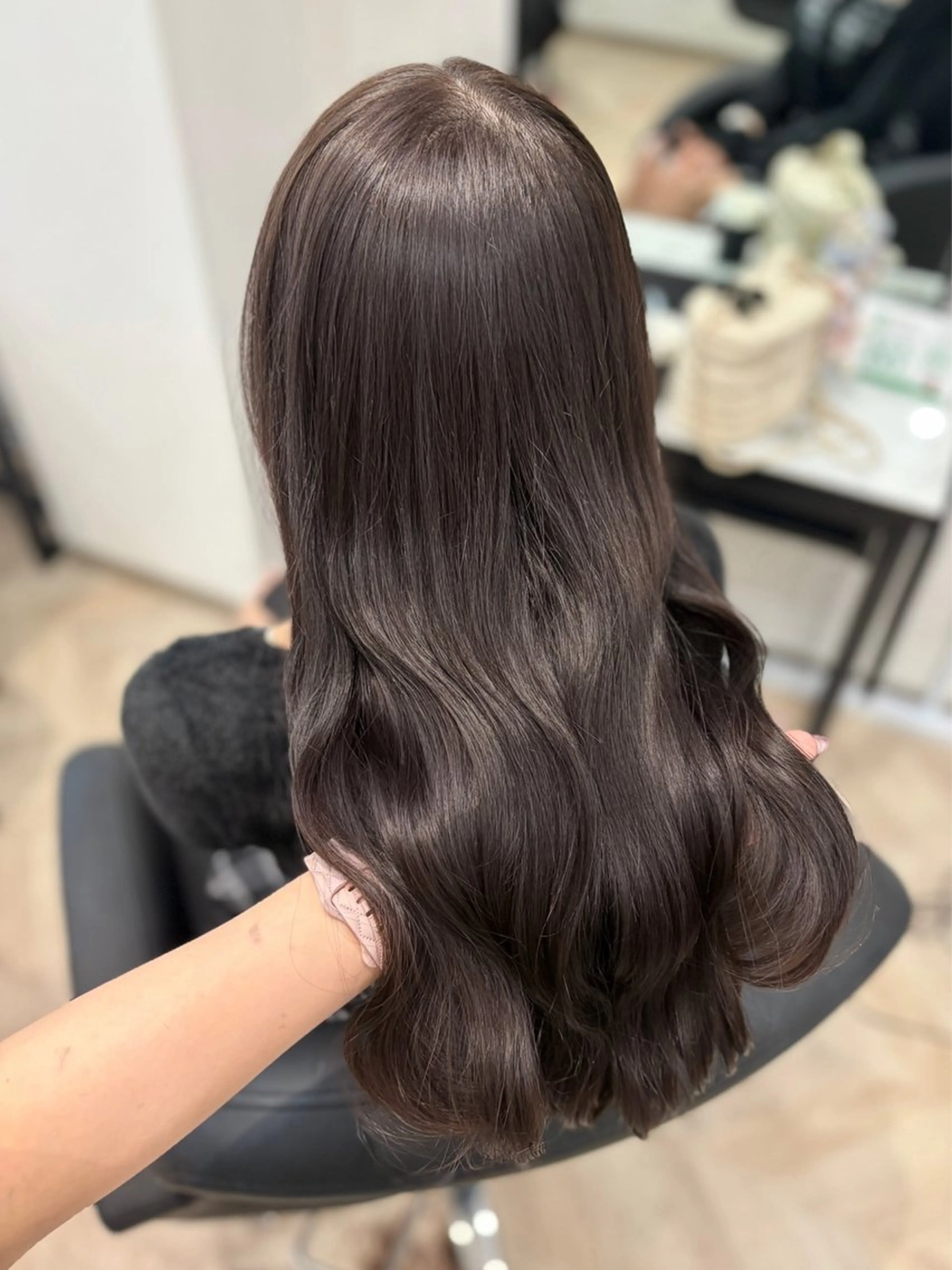 ロング カラー ブラウンカラー チョコレートブラウン カット ヘアカラー トリートメント 𝒎𝒐𝒆🩰 名駅/ヘアメ/暖色♡のヘアスタイル