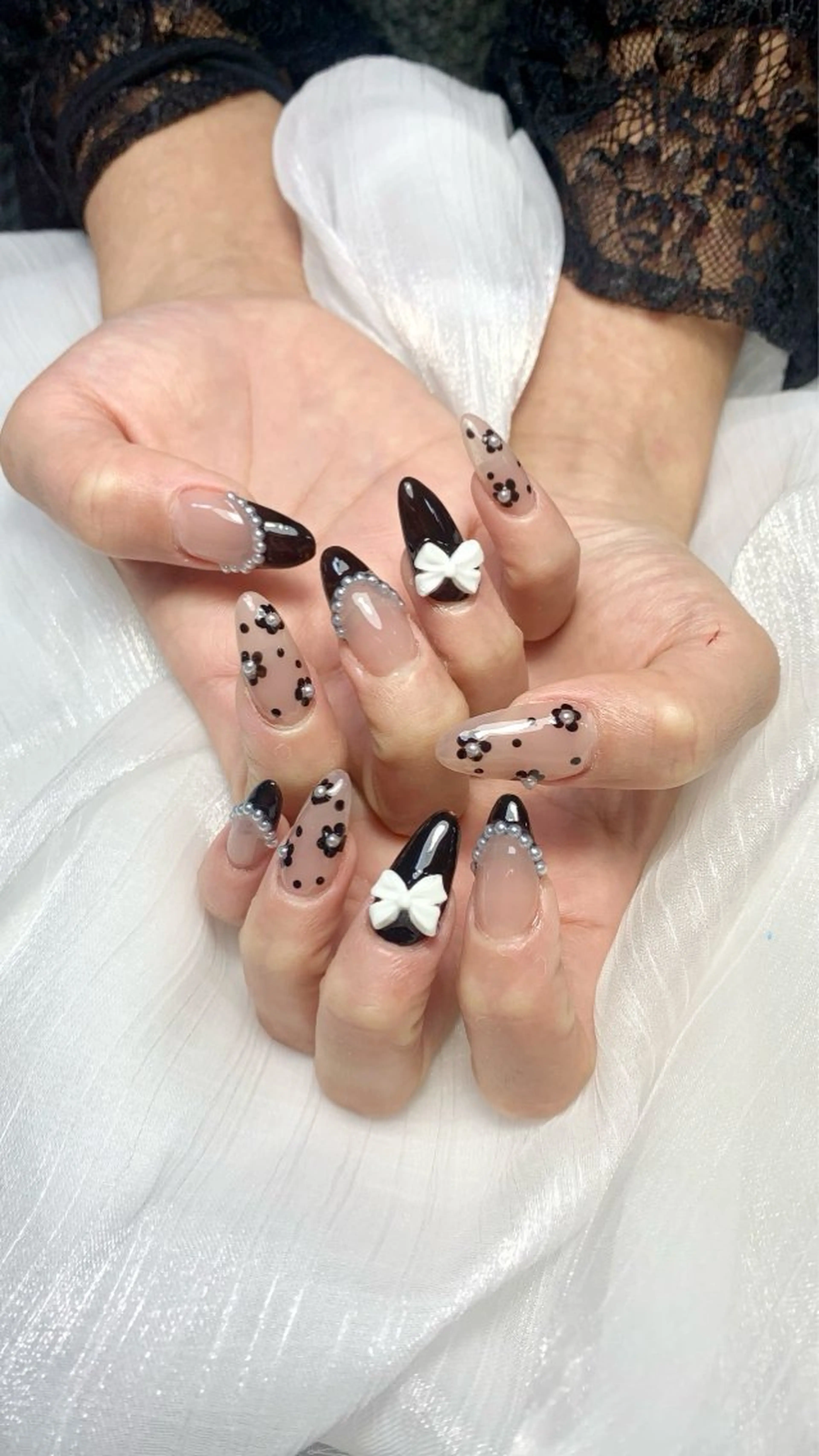 ネイル ハンドネイル エクラNailサロン ミオのネイルデザイン