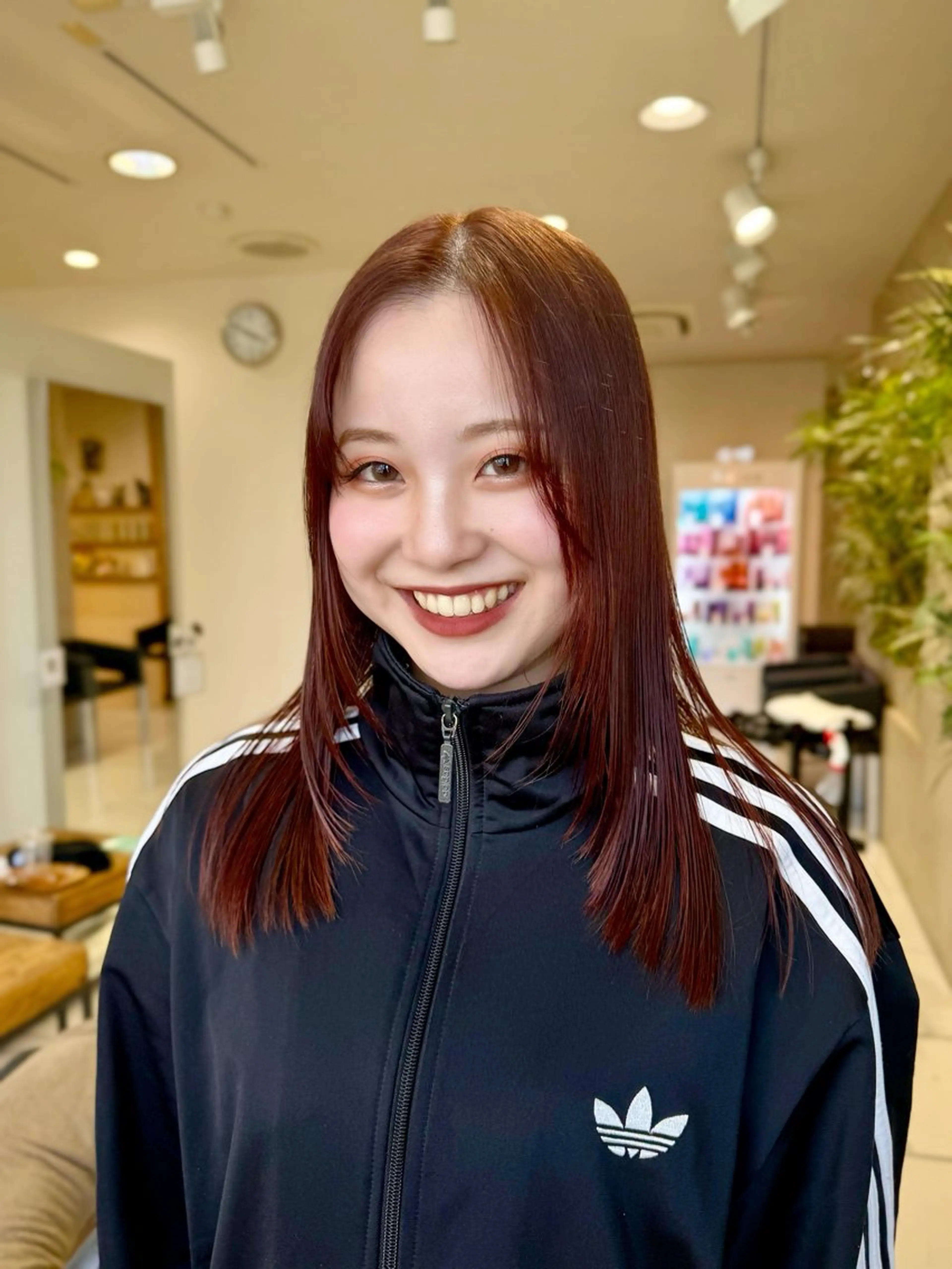 ミディアム カラー カット ヘアカラー トリートメント レイヤーカット/艶髪 /髪質改善/のマツエク・マツパデザイン