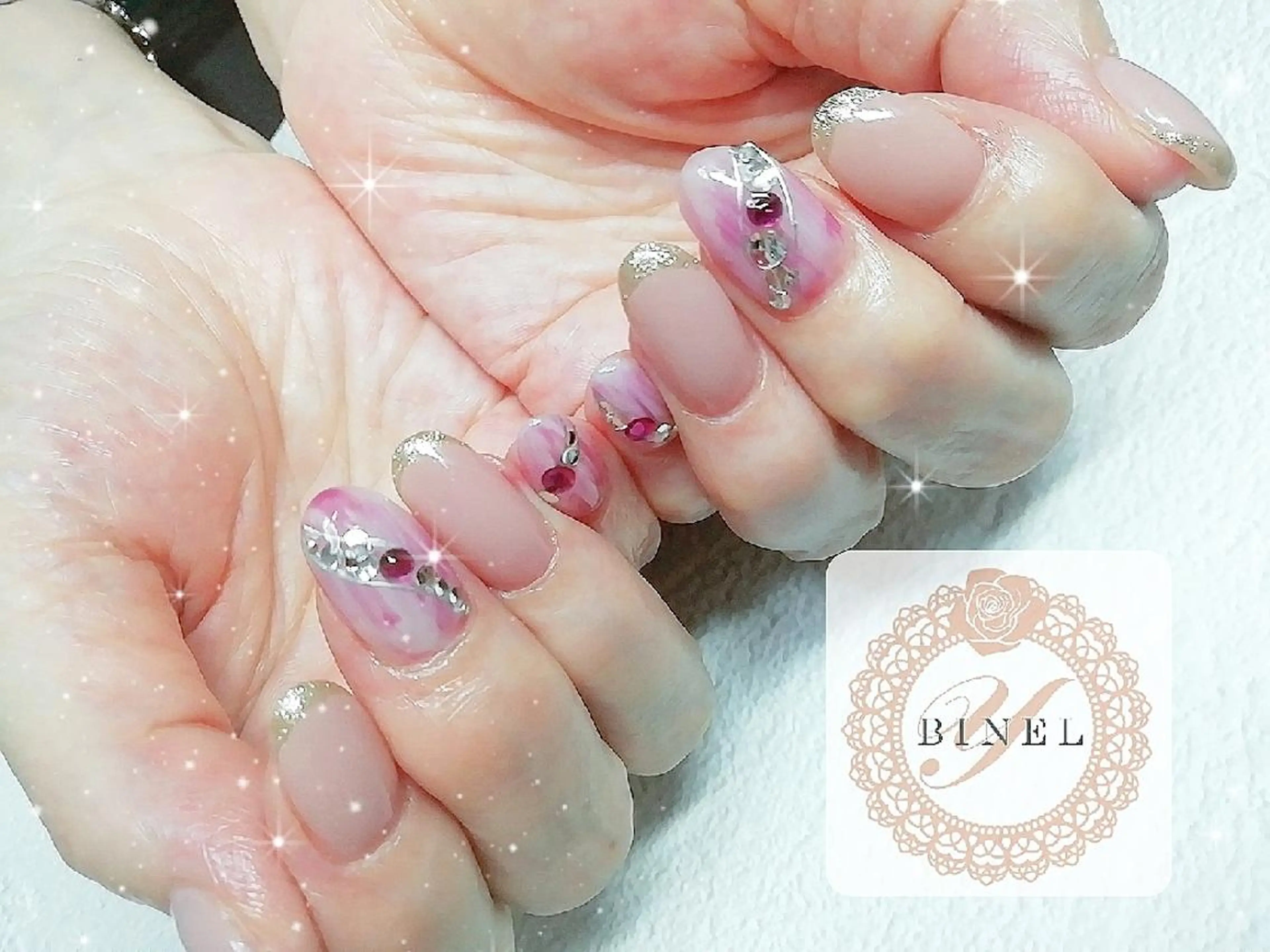 ネイル フレンチネイル ニュアンスネイル ハンドネイル Nail Salon Y.BINELのネイルデザイン