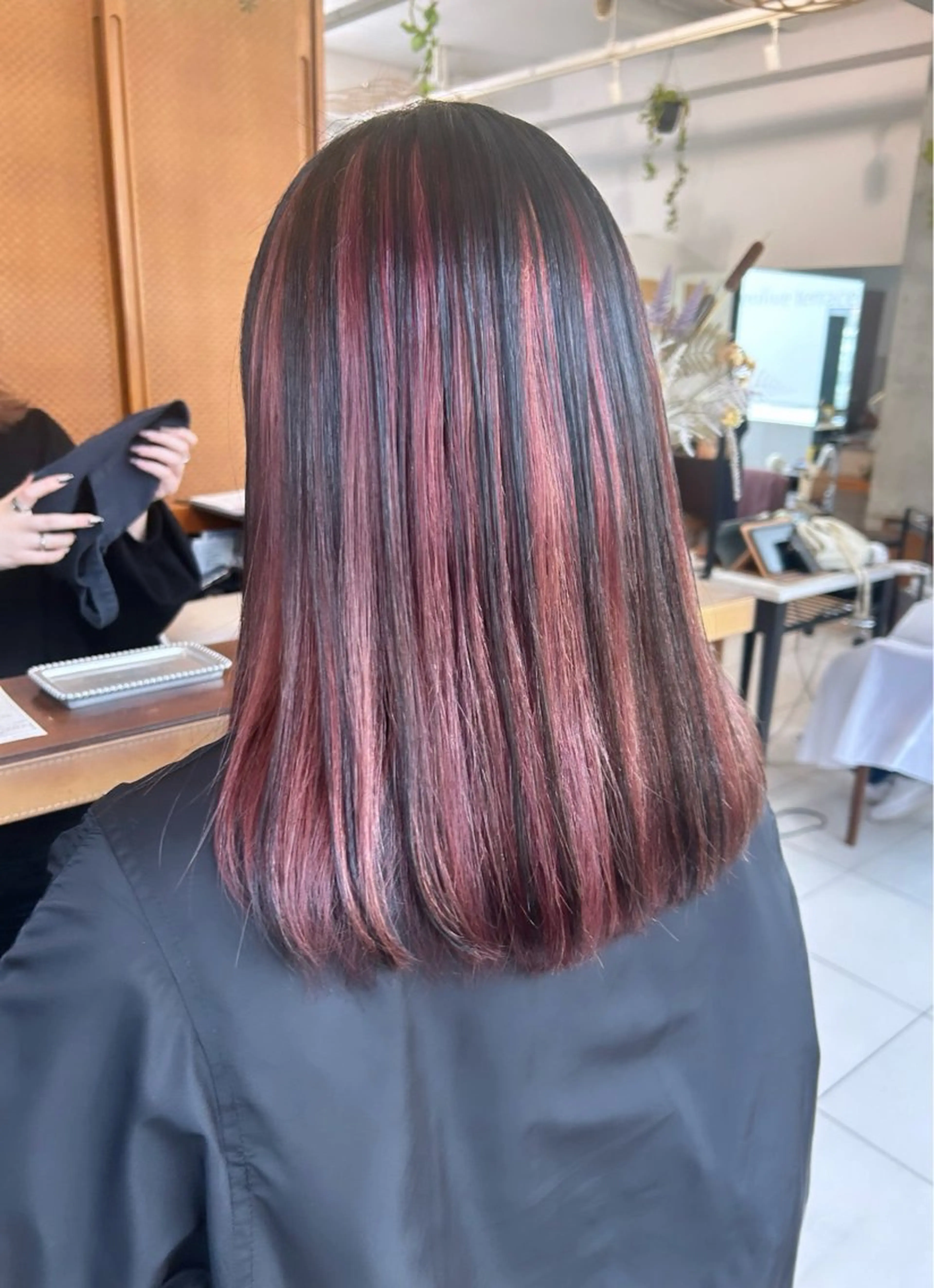 セミロング カラー ヘアカラー 艶カラー/耳つぼ/ 渡辺奈緒のその他イメージ