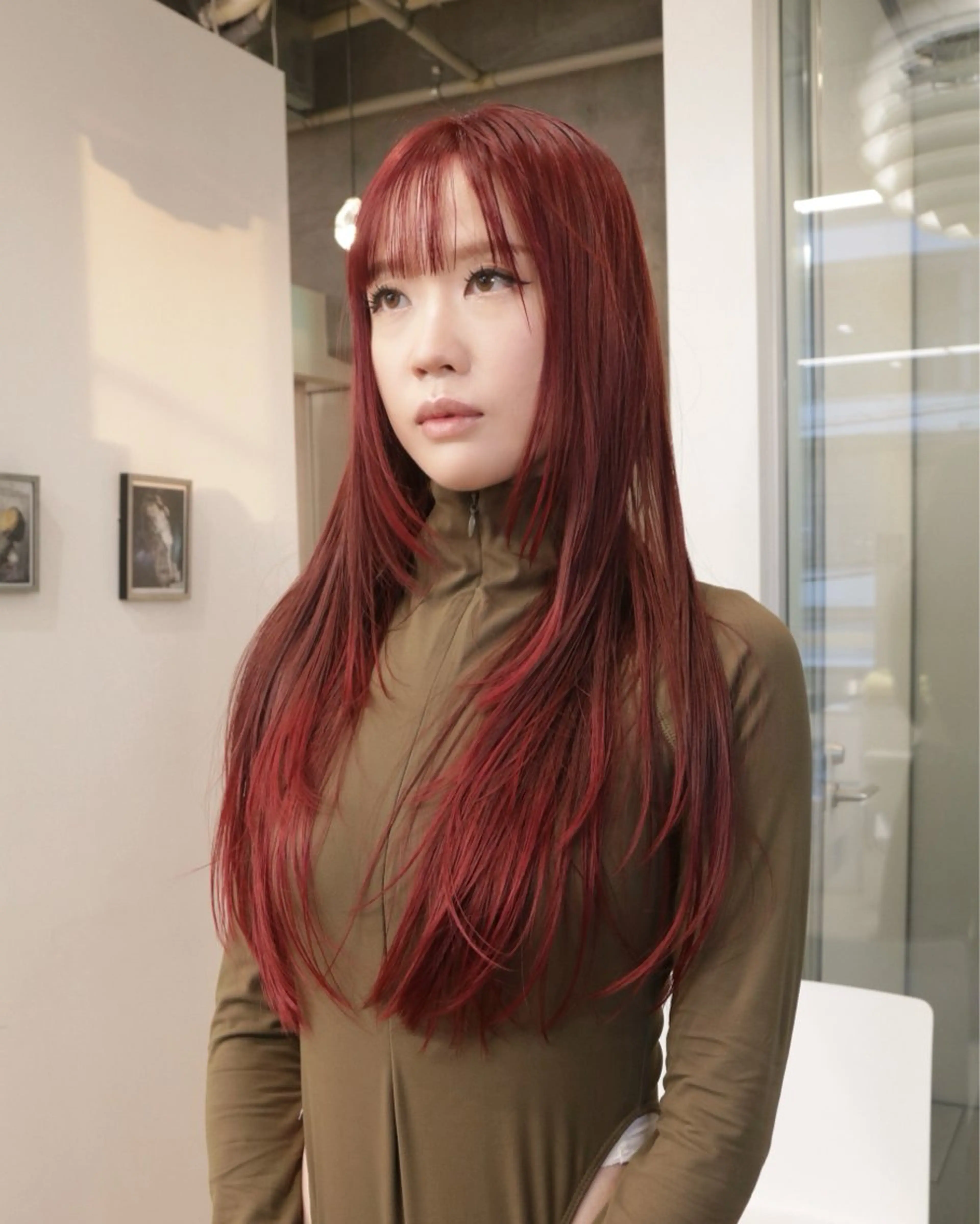 ロング カラー デザインカラー レイヤーカット カット ヘアカラー トリートメント レイヤーカットとハイ トーン/HIROKIのヘアスタイル