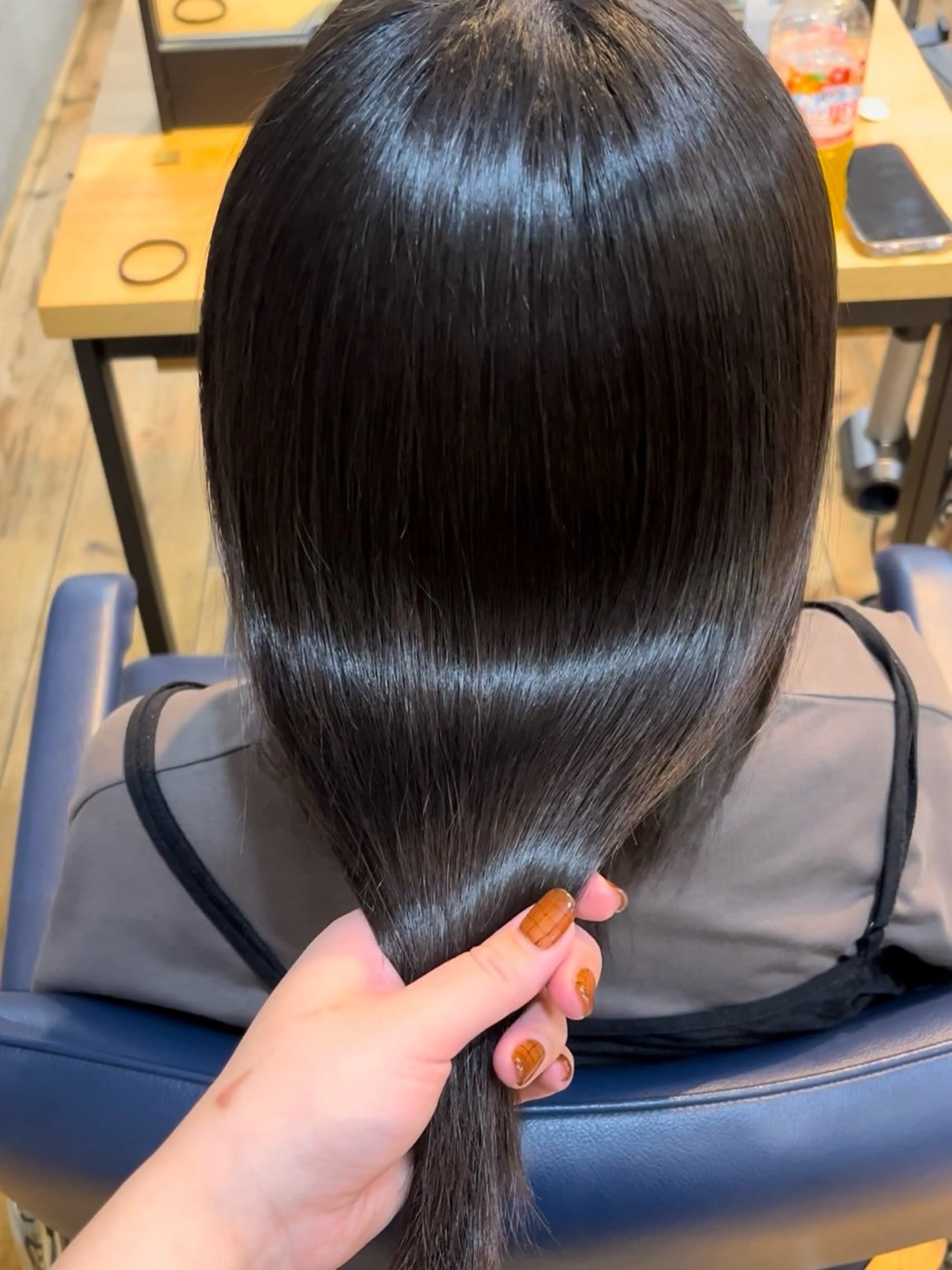 ミディアム 縮毛矯正 伊藤ゆかり/髪質改善 /透明感カラーのヘアスタイル