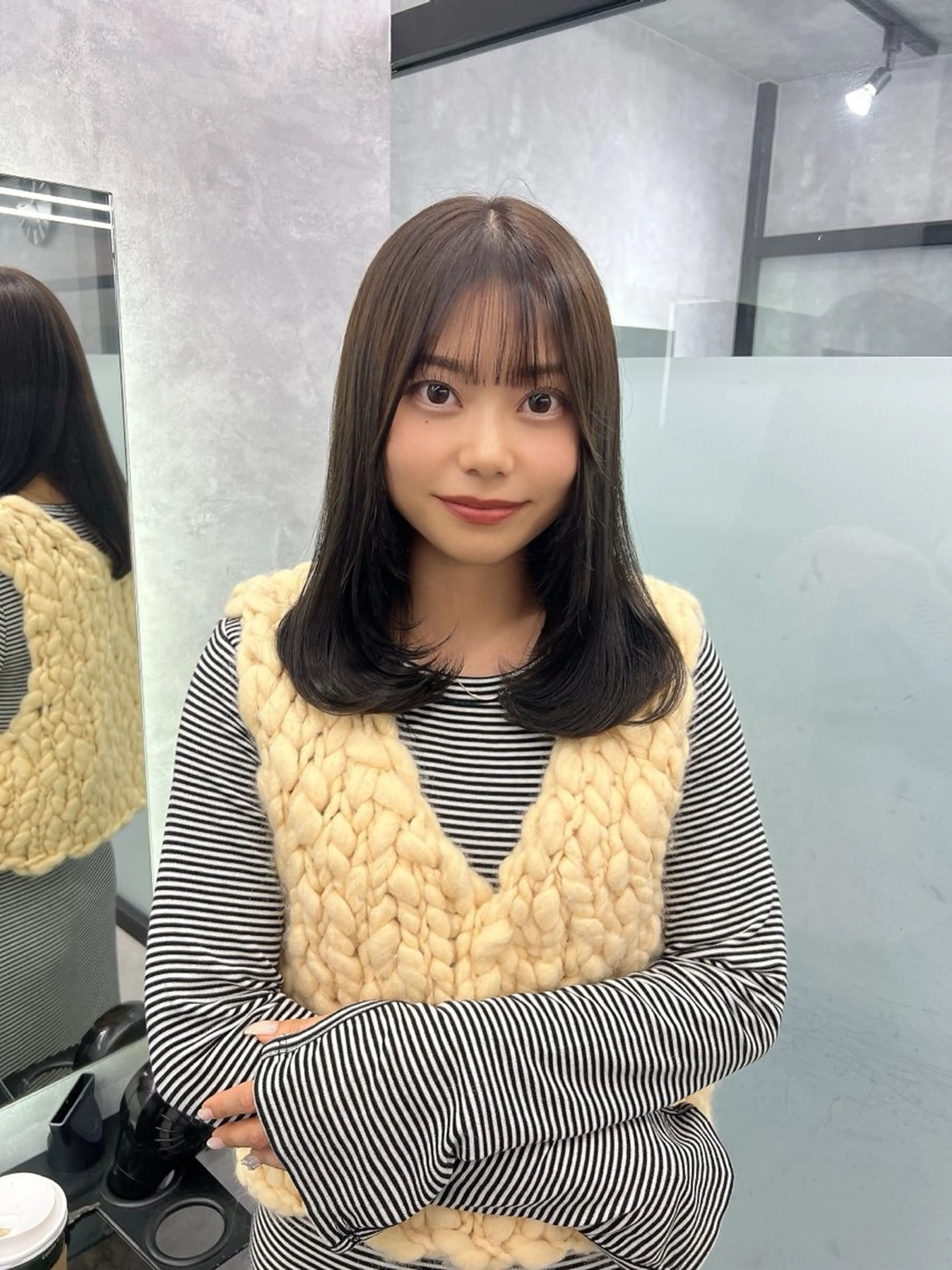 ミディアム カラー パーマ ヘアアレンジ グレージュ オリーブグレージュ オリーブグレー 顔まわりレイヤー 顔周りカット charme【 シャルム 】所属・ボブ/レイヤー/ nanamiのヘアスタイル