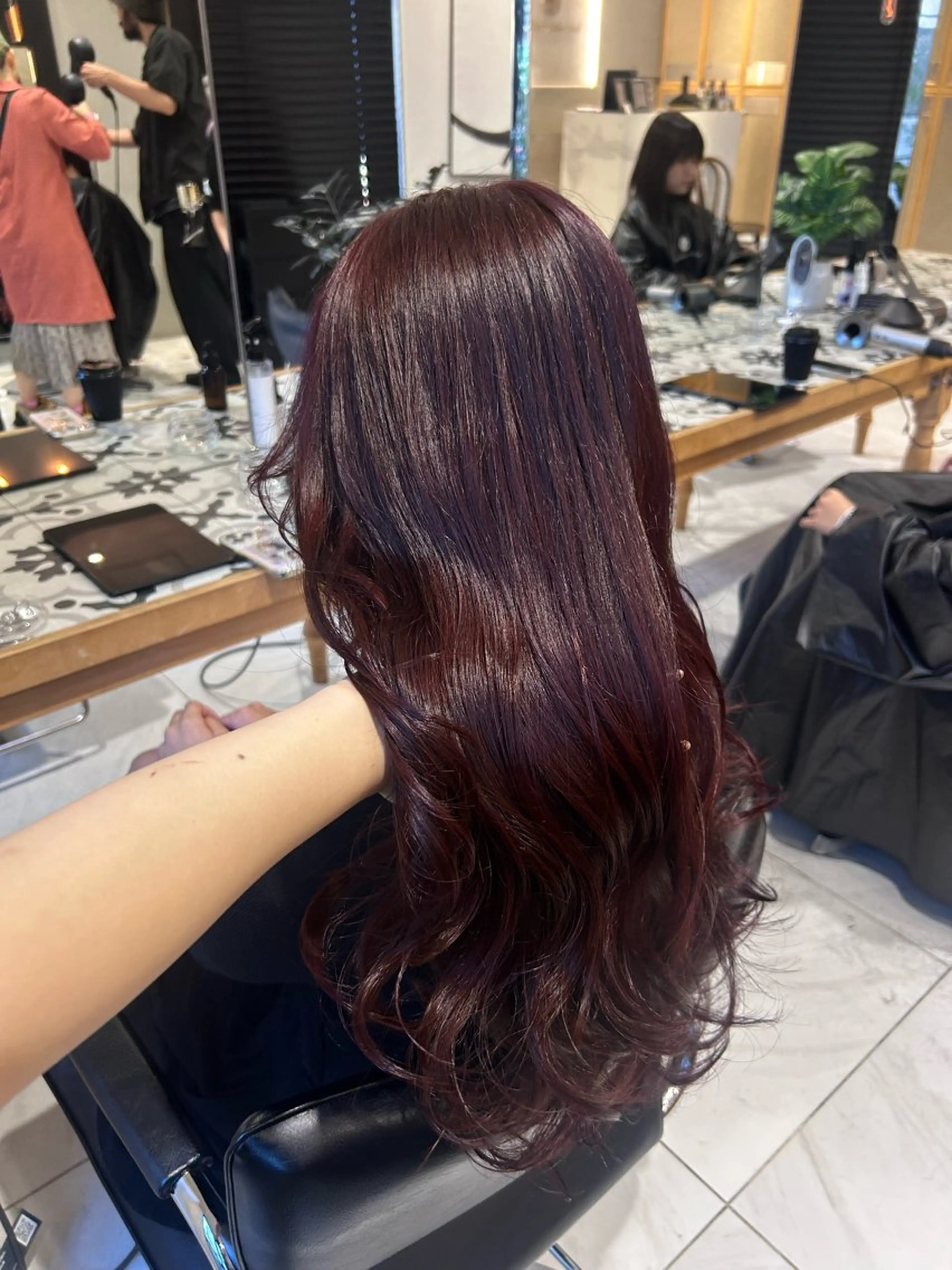 カラー ヘアカラー トリートメント ヘッドスパ ヘアセット miko🪽地毛風/ ハイトーン/レイヤーのヘアスタイル